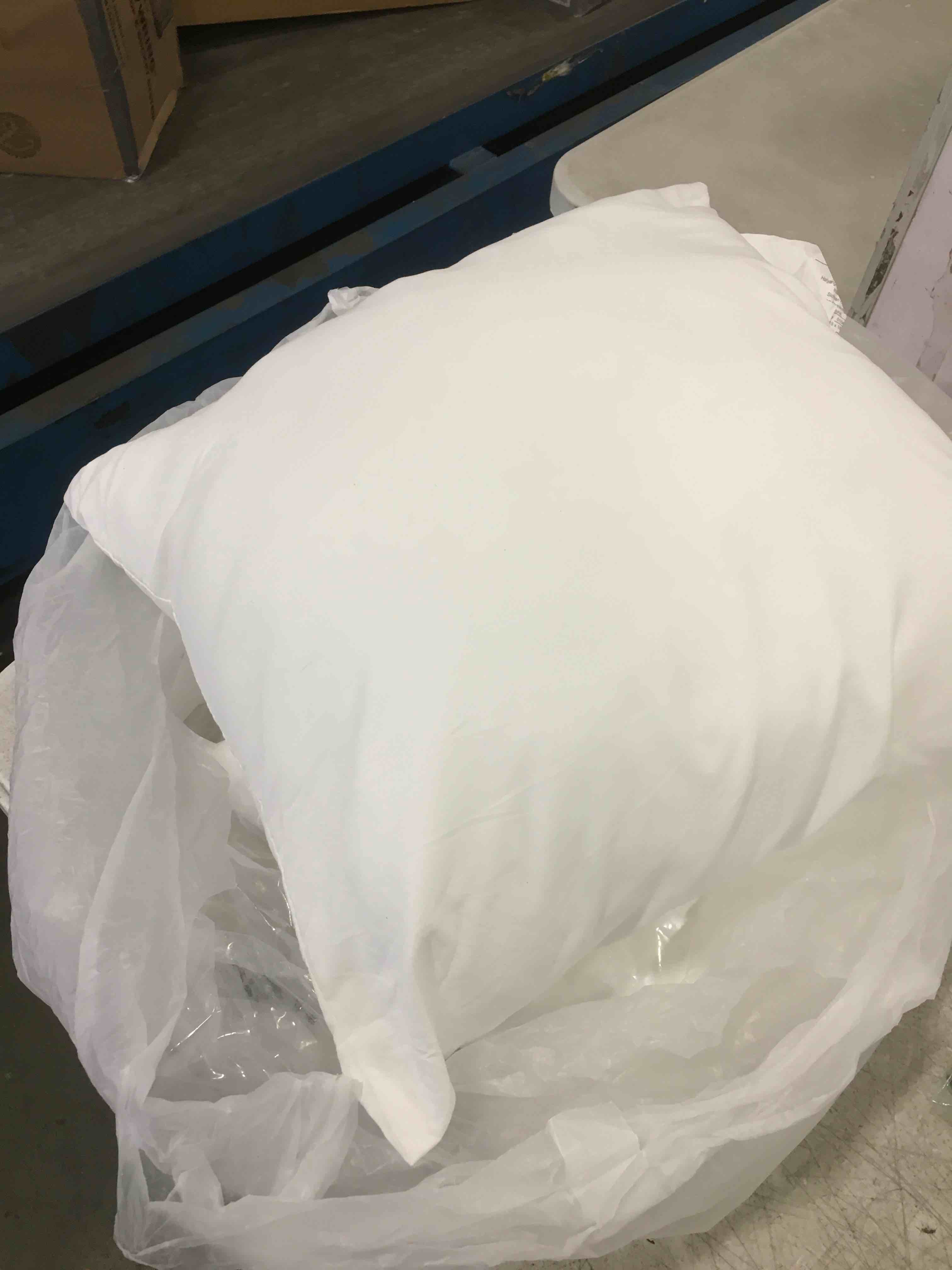 https://s3.amazonaws.com/lotting-images-prod/bidfta/PPE00153462_1728392924121.jpeg