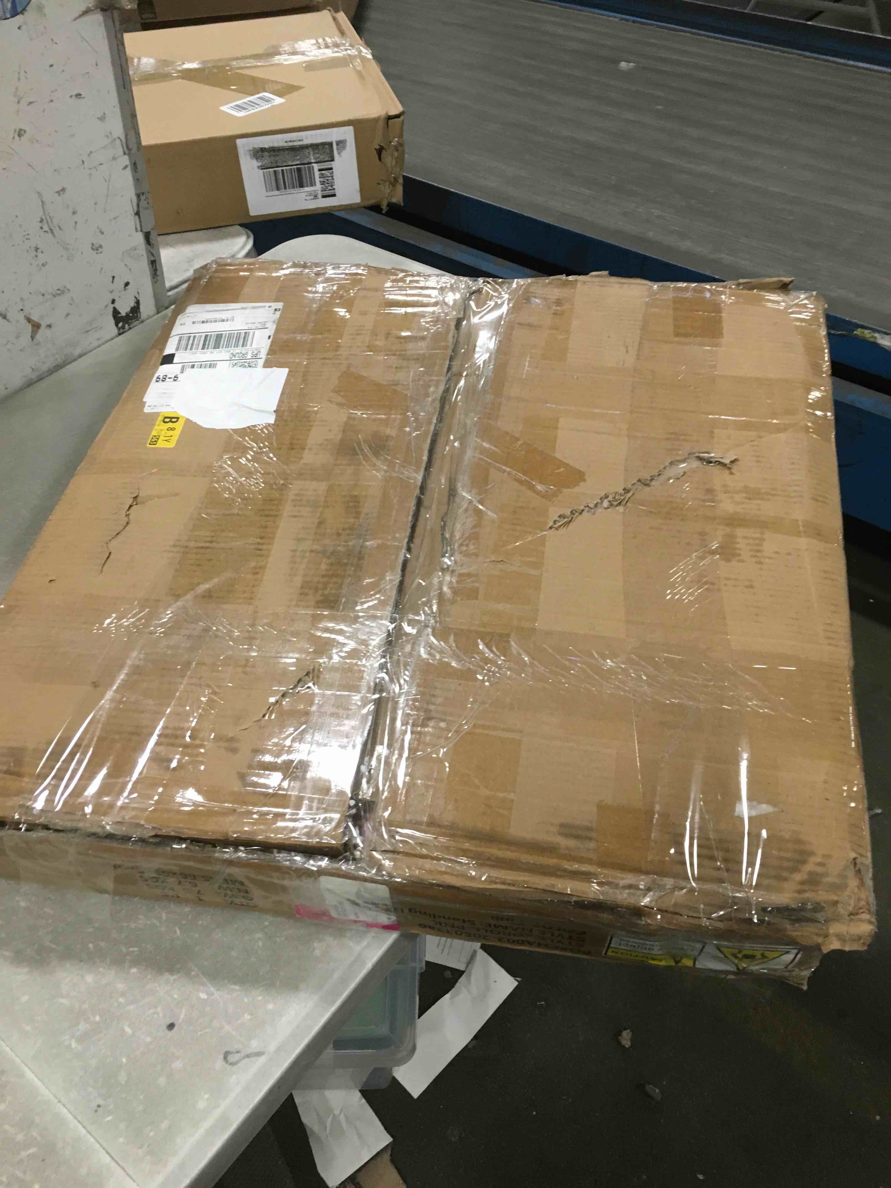 https://s3.amazonaws.com/lotting-images-prod/bidfta/PPE00153815_1728301569196.jpeg