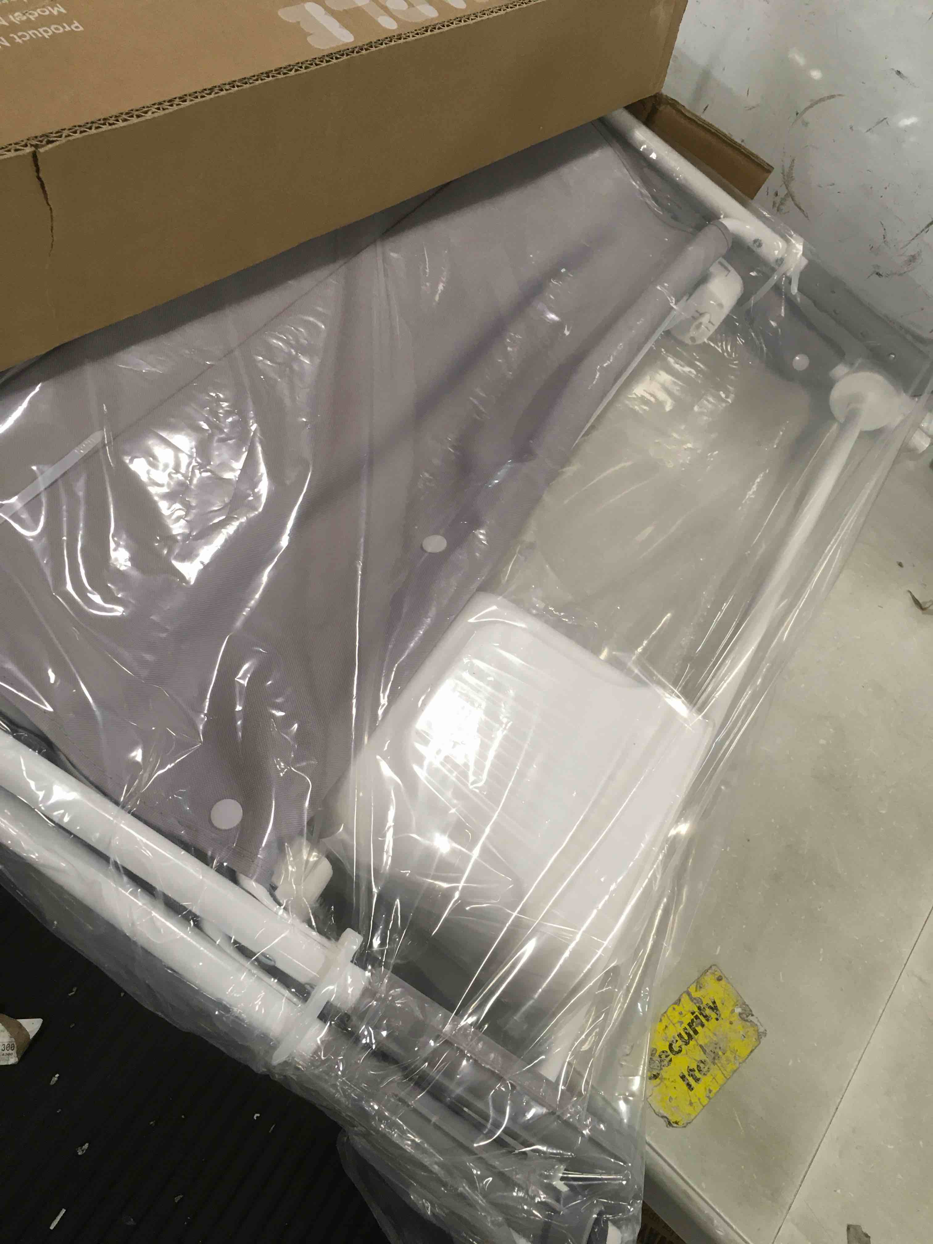 https://s3.amazonaws.com/lotting-images-prod/bidfta/PPE00153955_1728132322377.jpeg