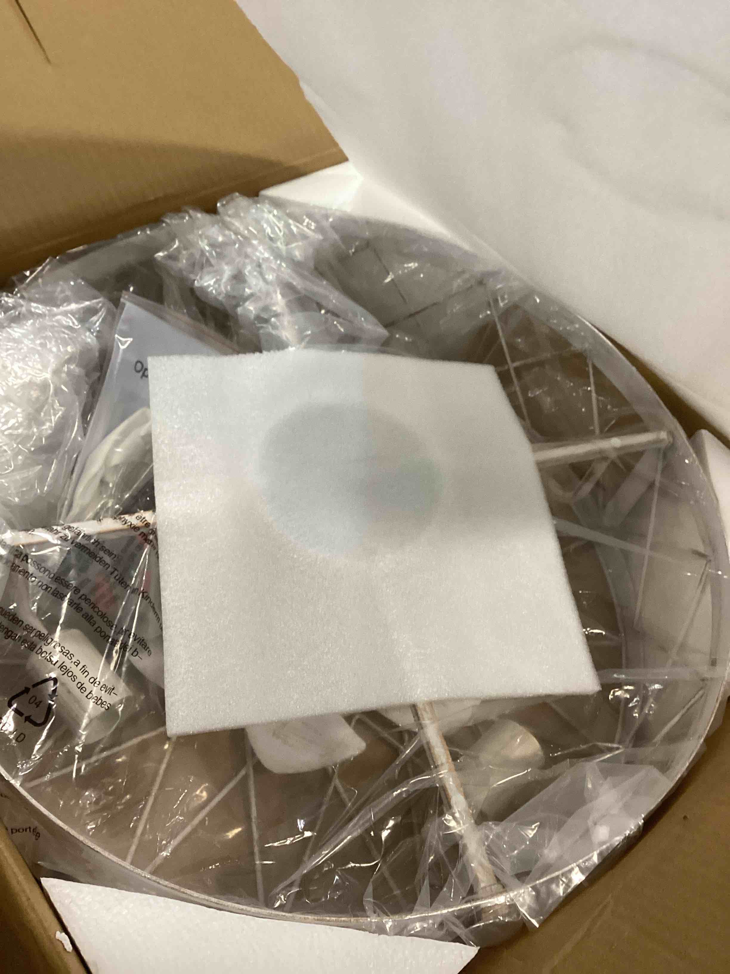 https://s3.amazonaws.com/lotting-images-prod/bidfta/PPE00154017_1728666963686.jpeg
