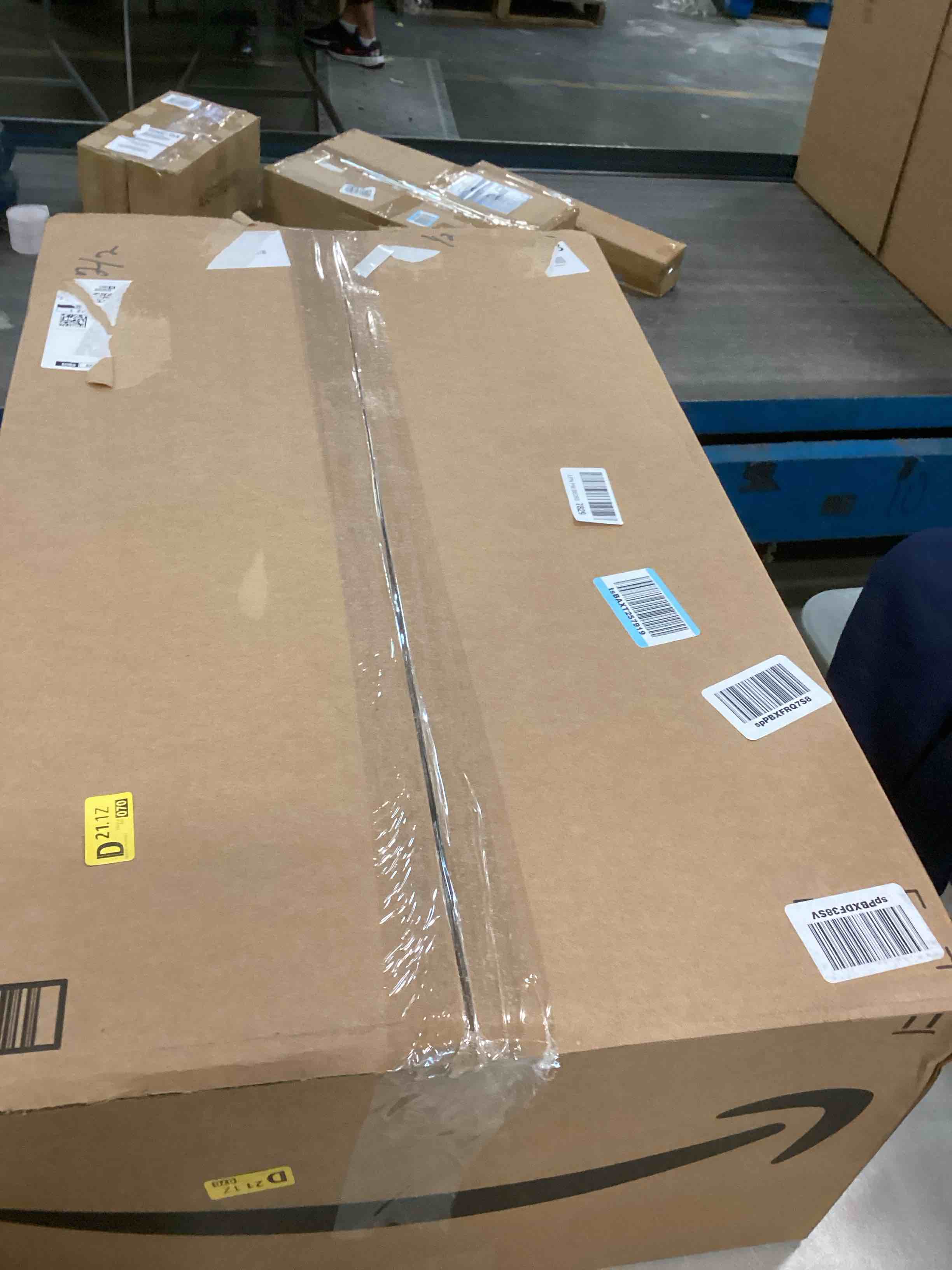 https://s3.amazonaws.com/lotting-images-prod/bidfta/PPE00154430_1728562579012.jpeg
