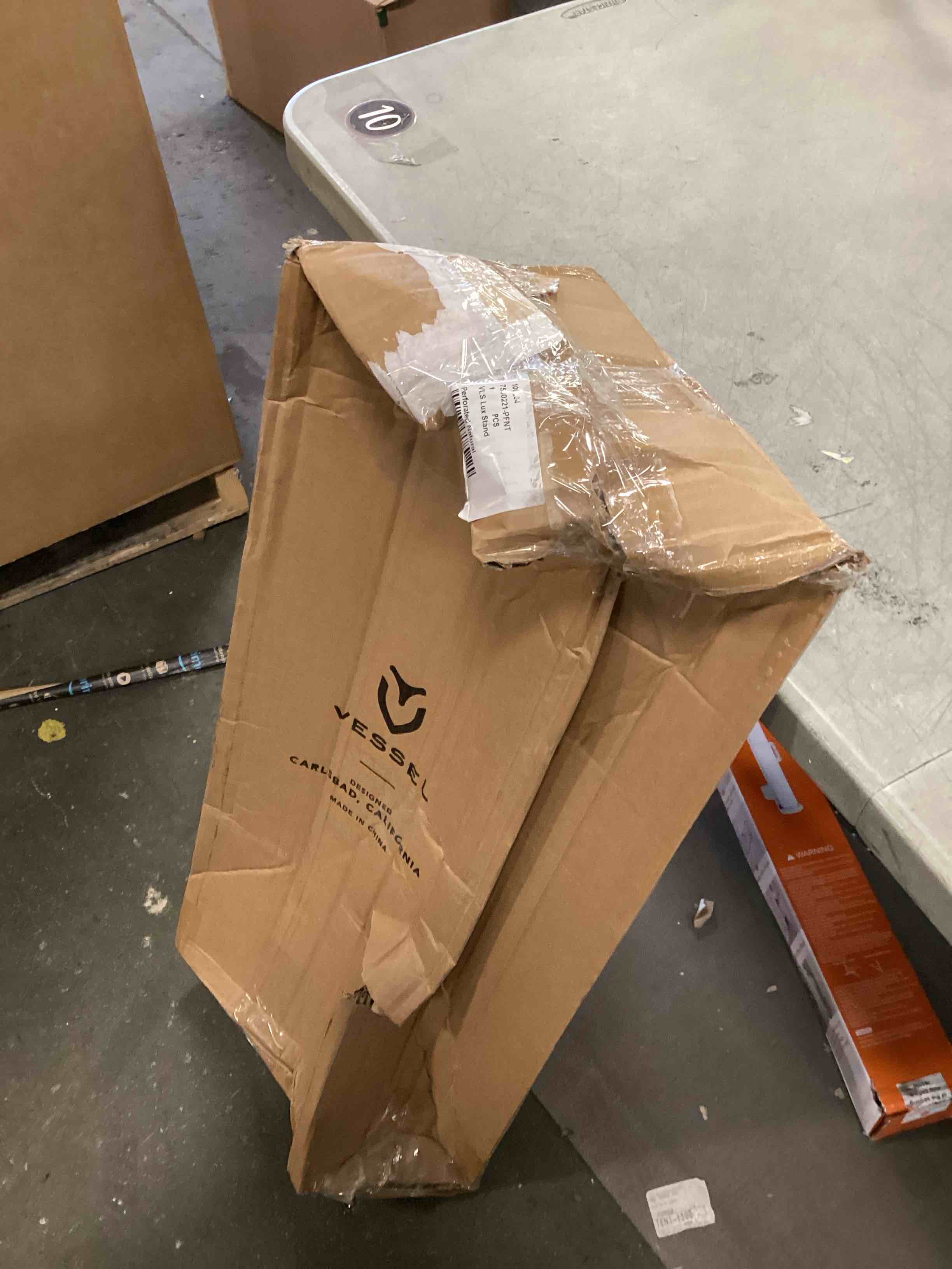 Car Windshield Sun Shade for 2019-2024 Chevrolet Silverado/GMC Sierra, car window shades- AstraGuard