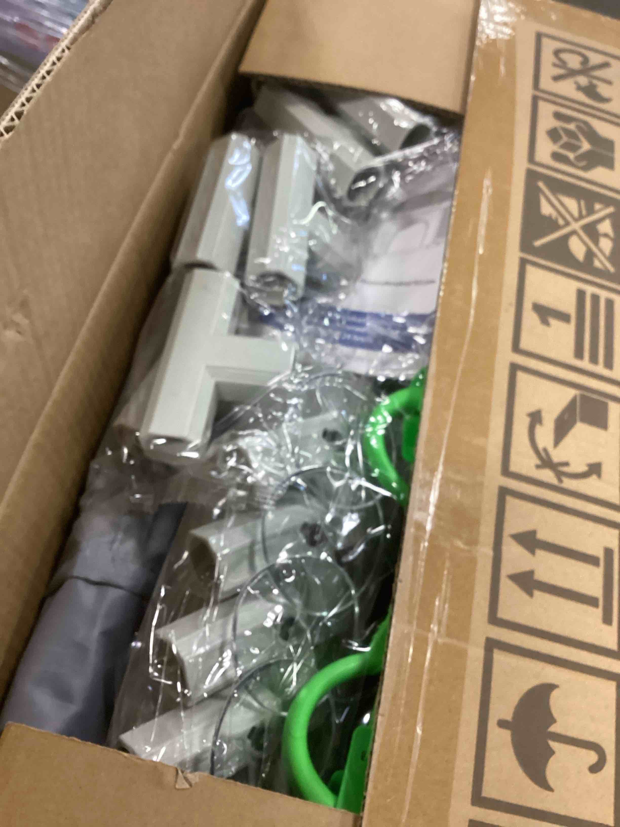 https://s3.amazonaws.com/lotting-images-prod/bidfta/PPE00154768_1728478588164.jpeg