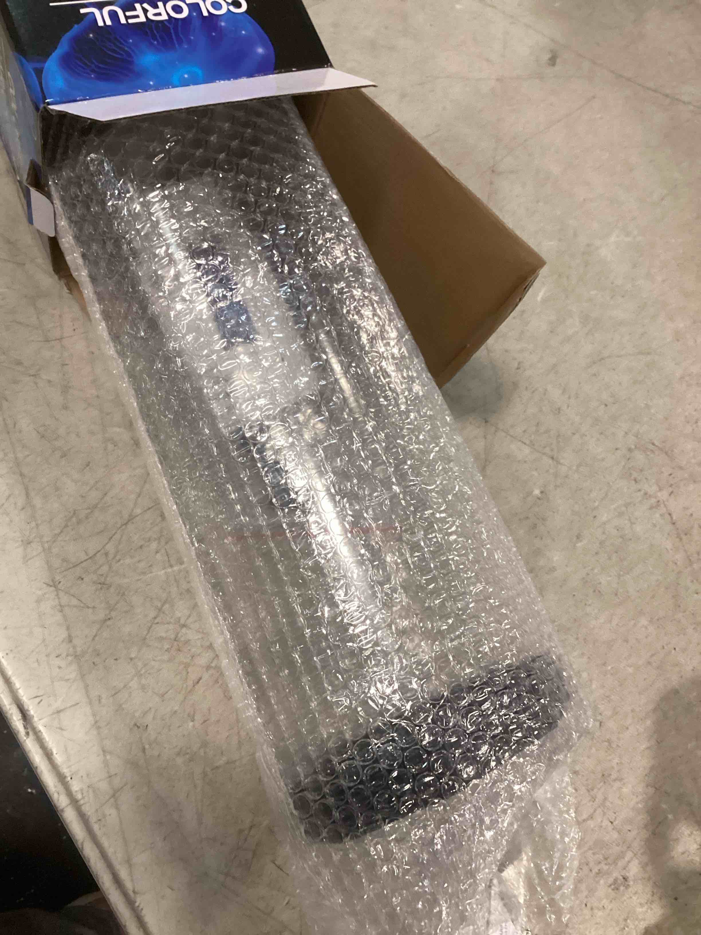 https://s3.amazonaws.com/lotting-images-prod/bidfta/PPE00155015_1728394326067.jpeg