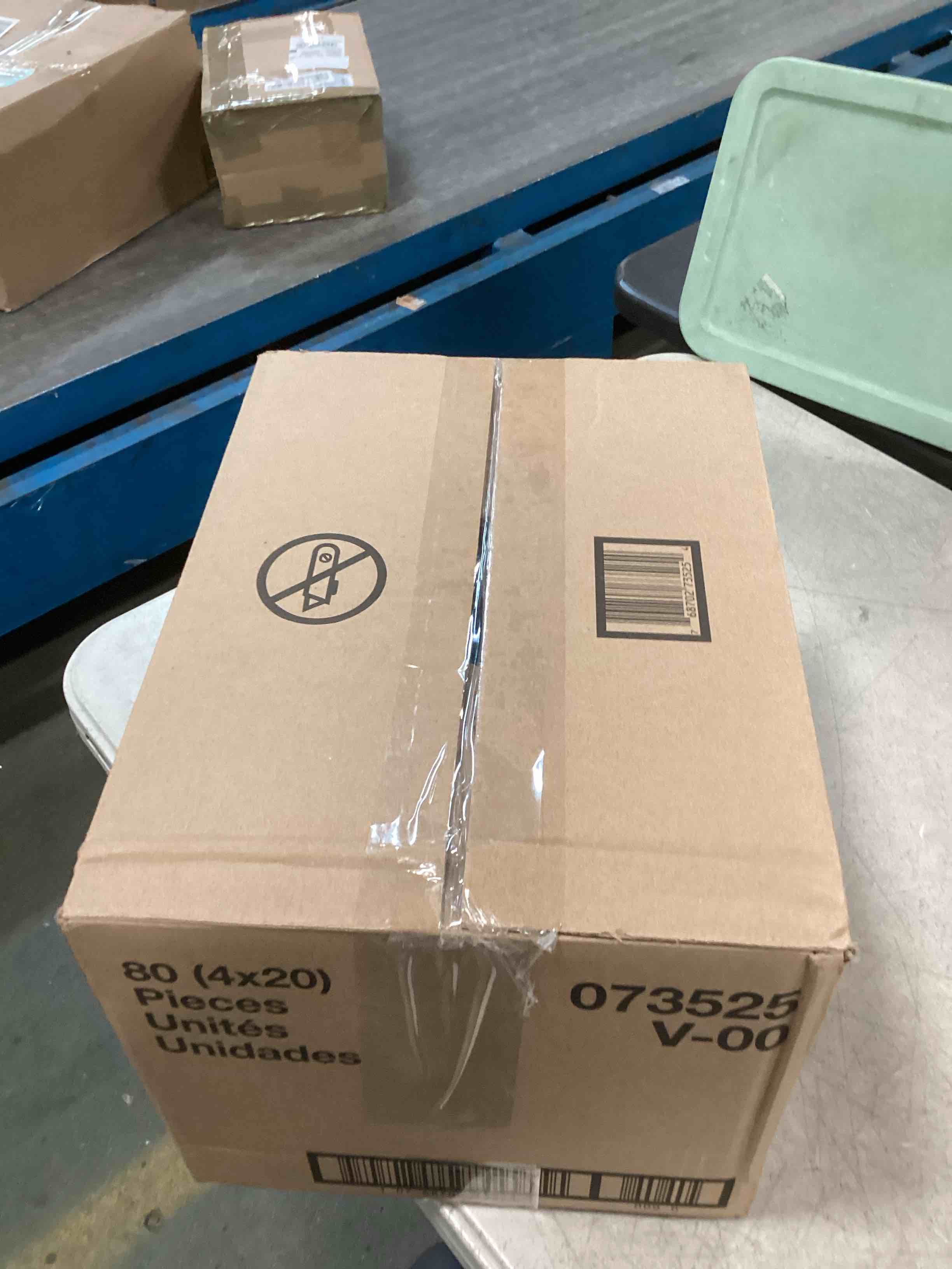 https://s3.amazonaws.com/lotting-images-prod/bidfta/PPE00155064_1728389275105.jpeg