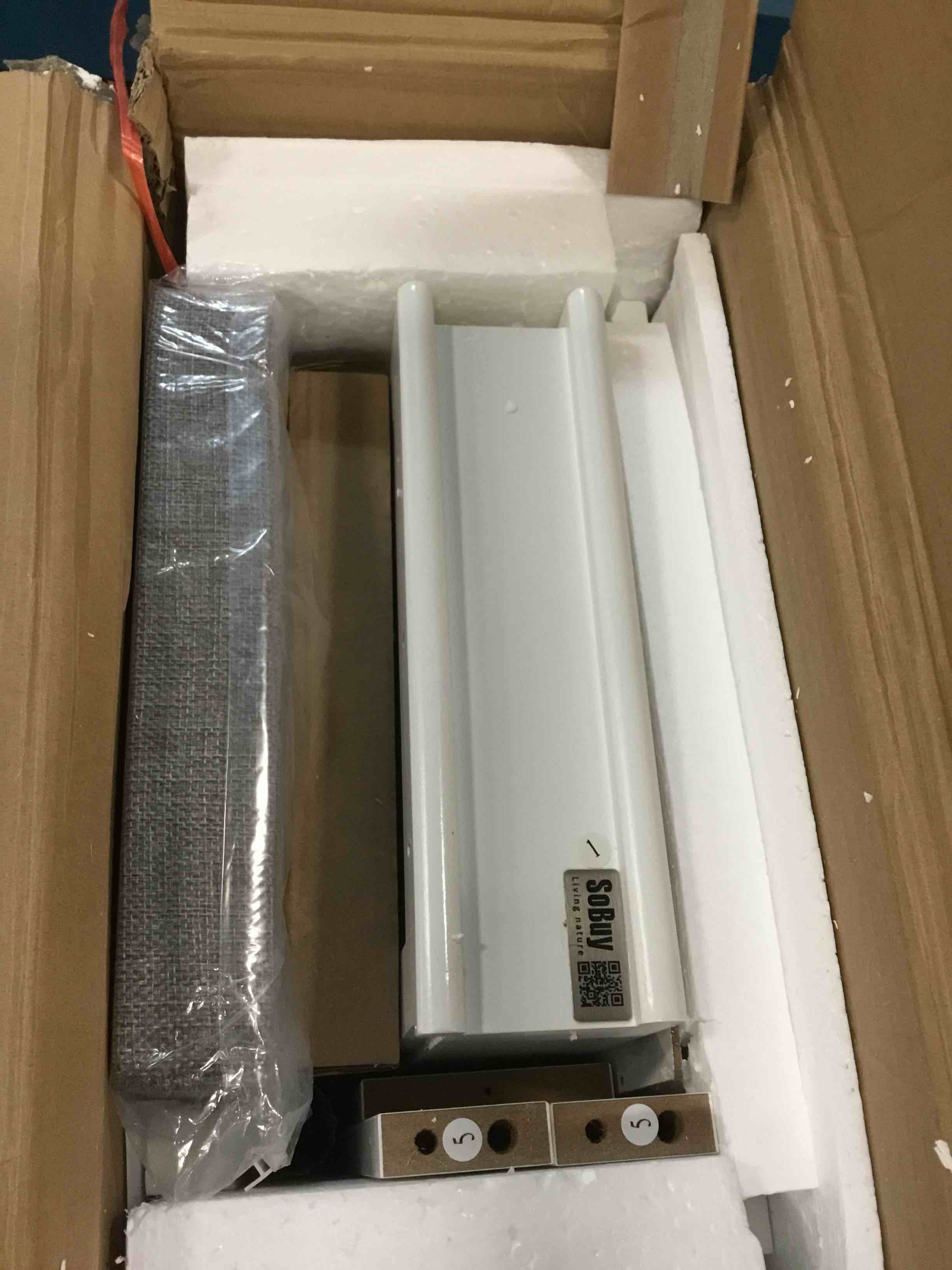 https://s3.amazonaws.com/lotting-images-prod/bidfta/PPE0015678_1724735384868.jpeg