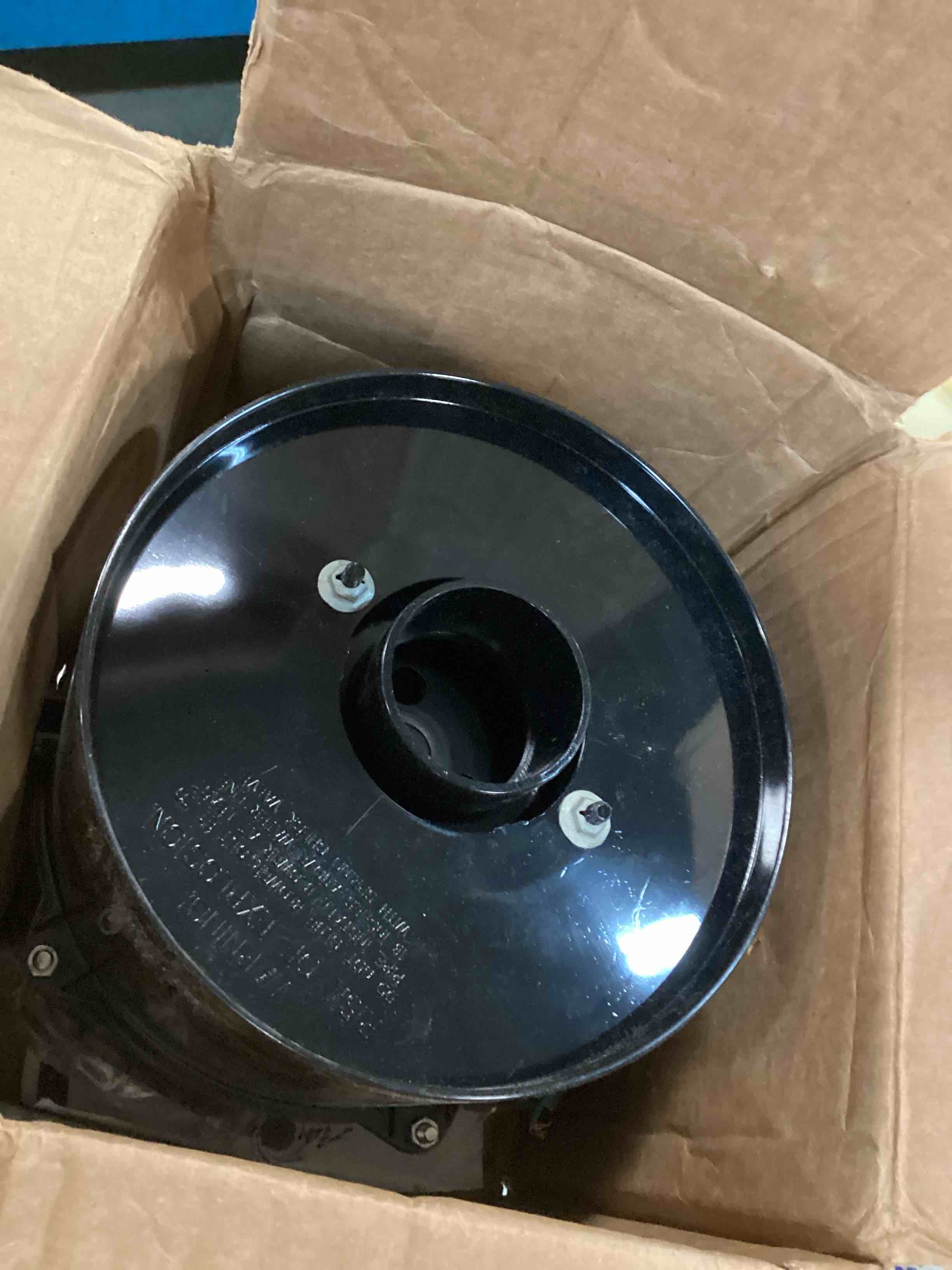 https://s3.amazonaws.com/lotting-images-prod/bidfta/PPE00158608_1729596306450.jpeg