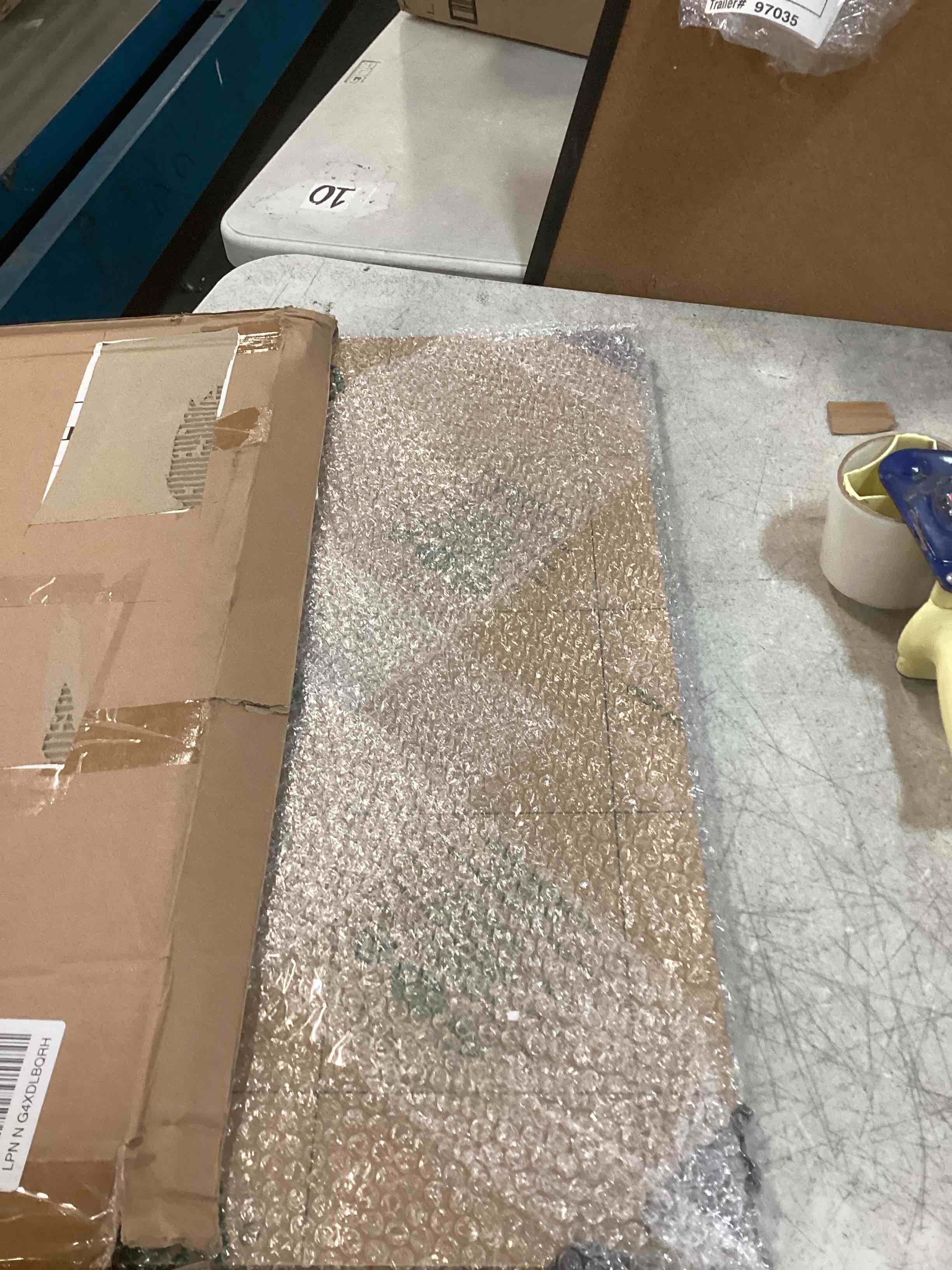 https://s3.amazonaws.com/lotting-images-prod/bidfta/PPE00159265_1729186435583.jpeg