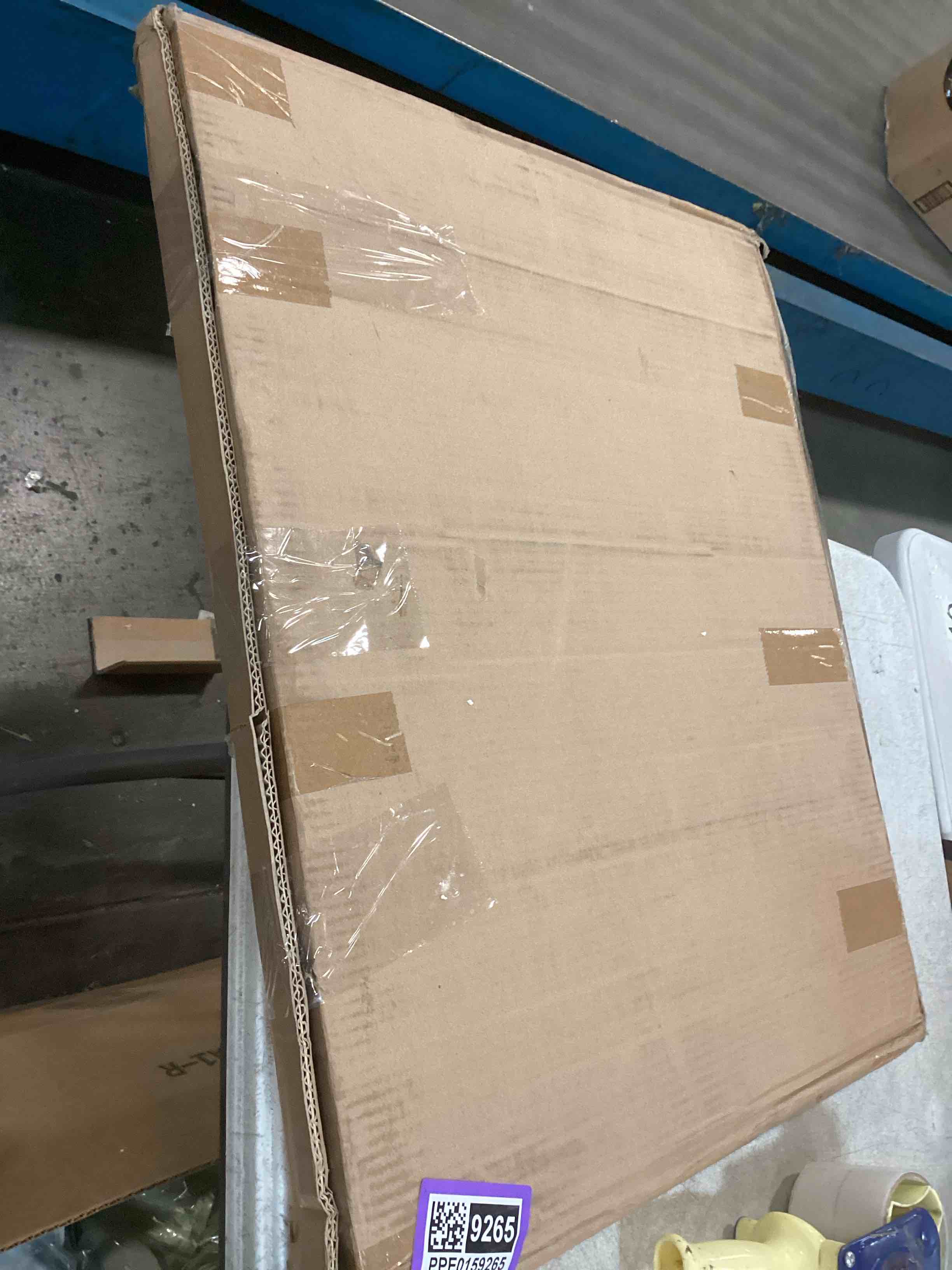 https://s3.amazonaws.com/lotting-images-prod/bidfta/PPE00159265_1729186469109.jpeg