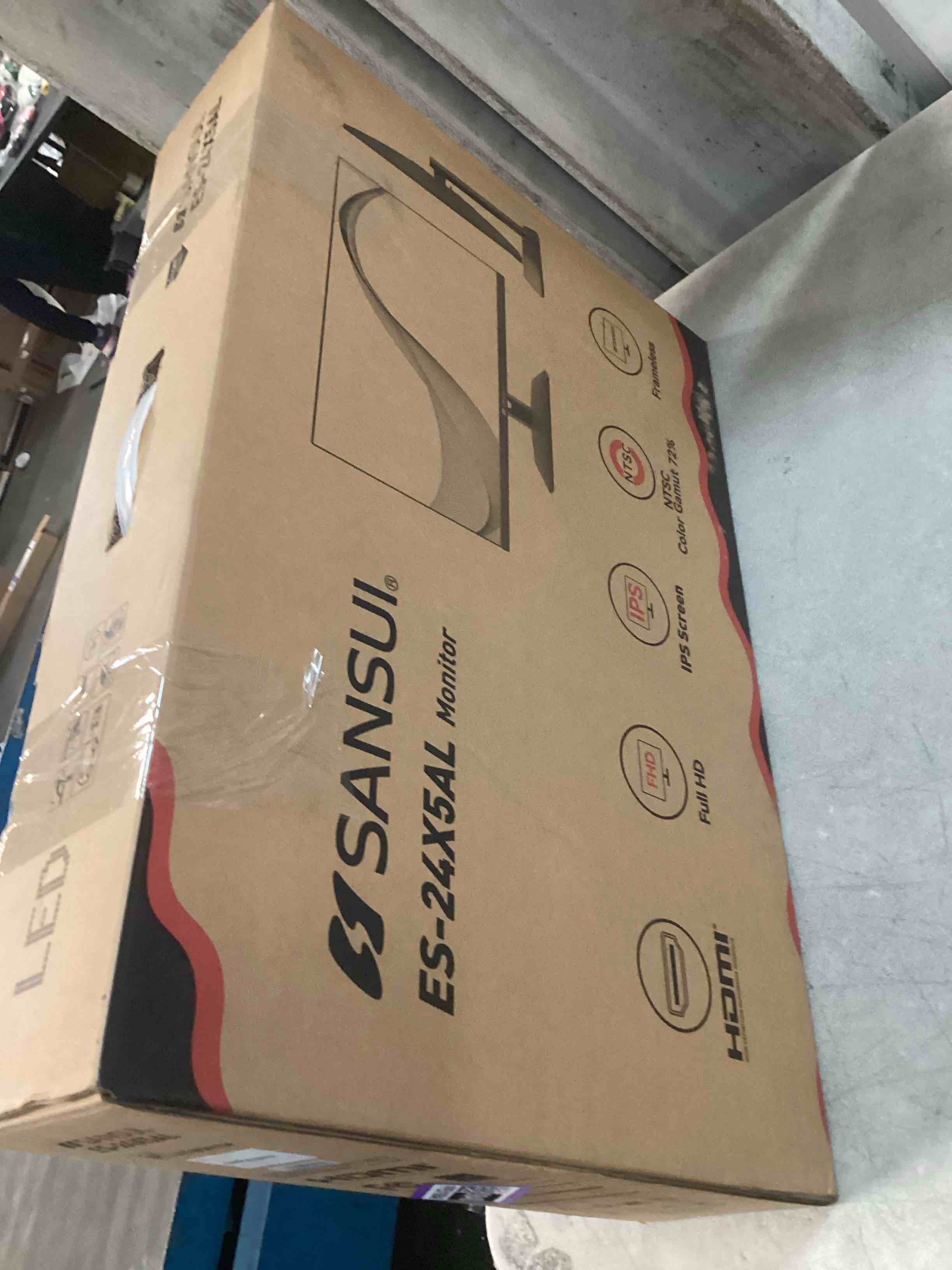https://s3.amazonaws.com/lotting-images-prod/bidfta/PPE00159848_1729003577443.jpeg