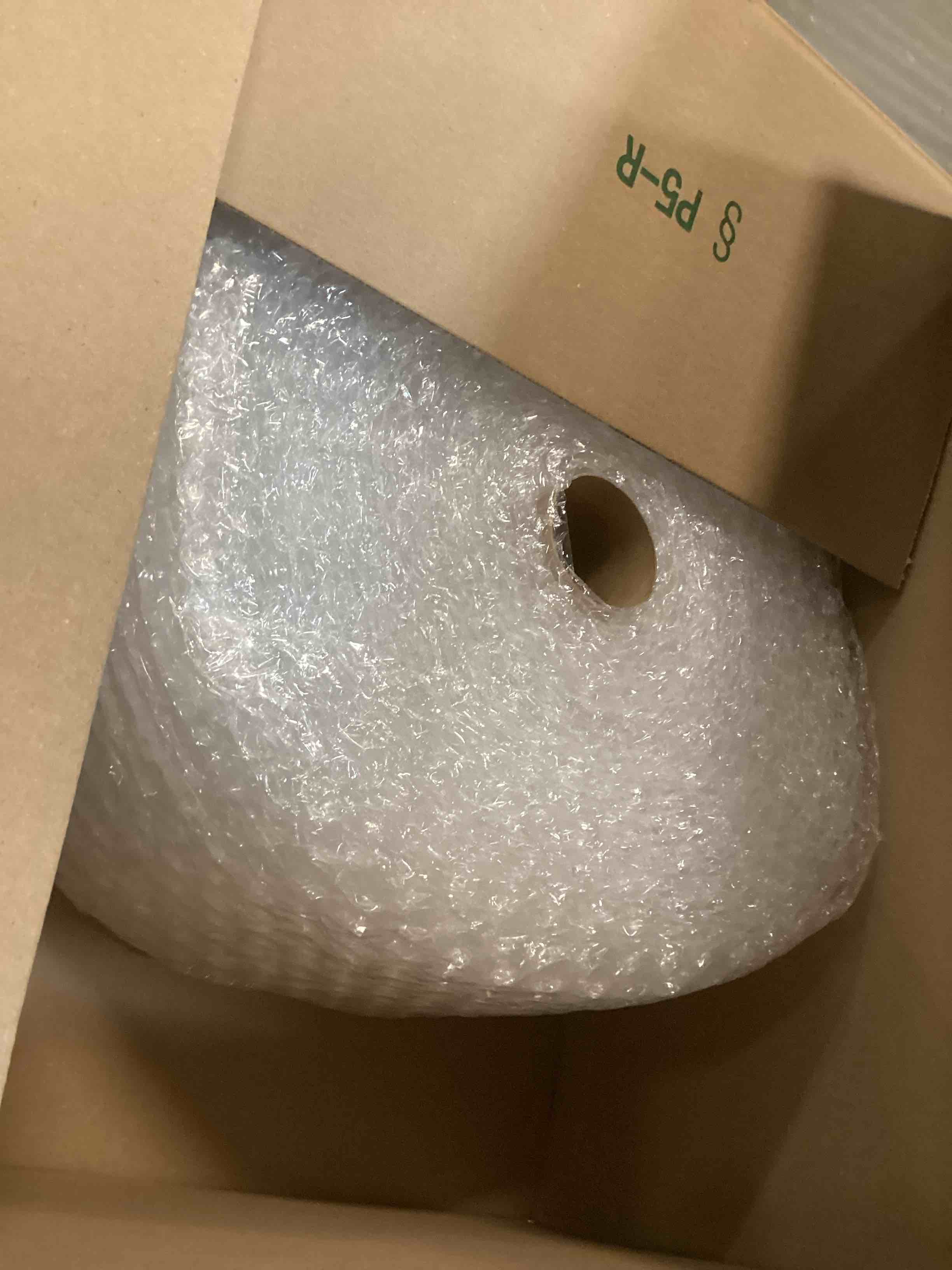 Amazon Basics Perforated Bubble Cushioning Wrap, Large, Clear, 5/16", 12Inch x 100Foot Long Roll