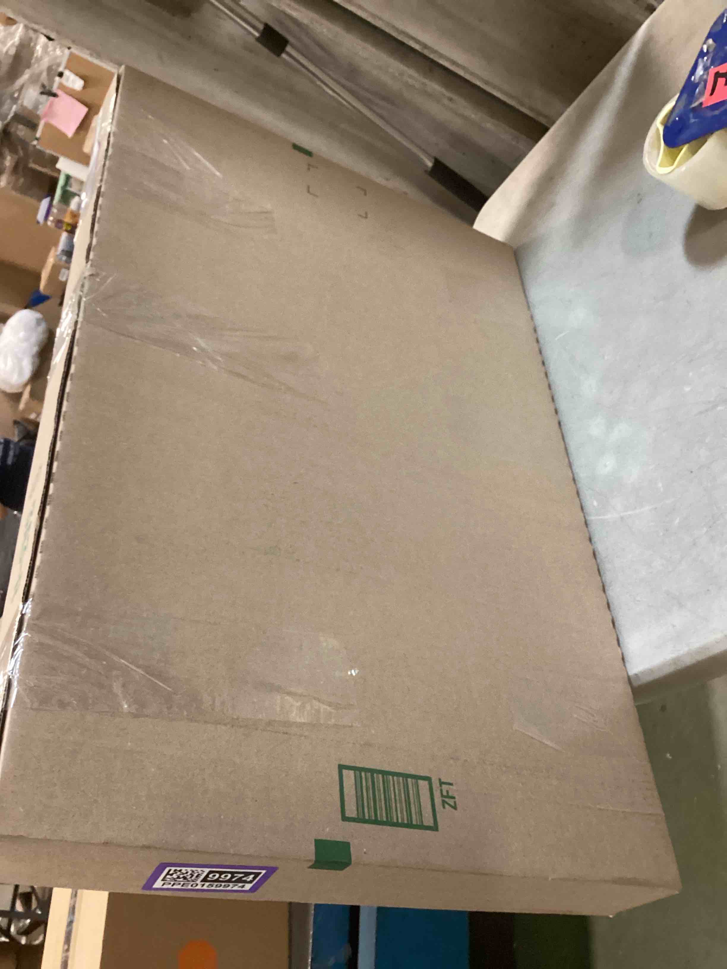 https://s3.amazonaws.com/lotting-images-prod/bidfta/PPE00159974_1728992638293.jpeg