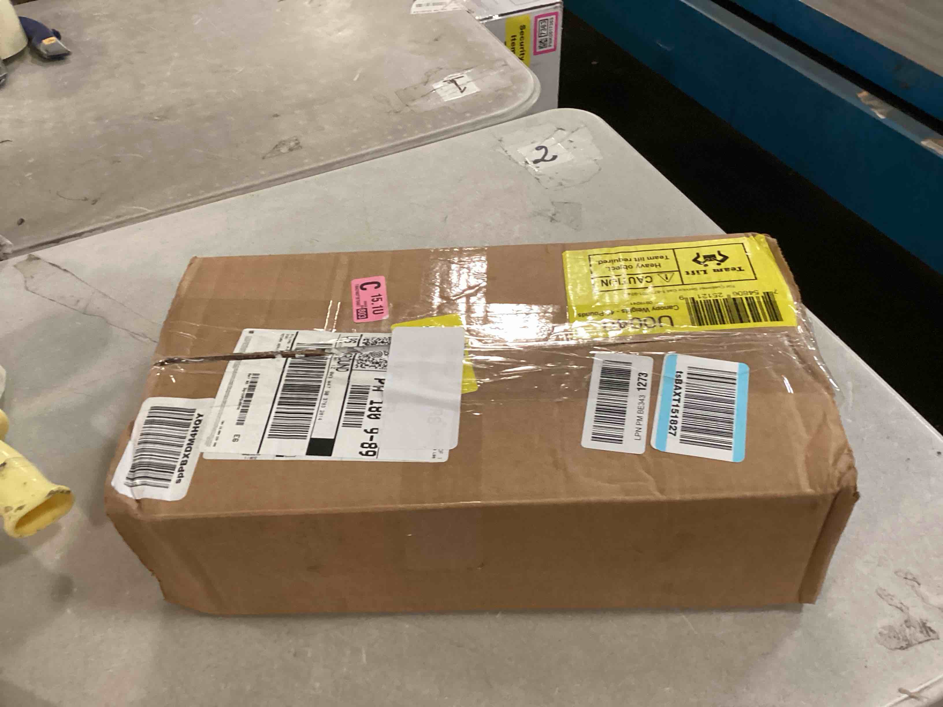 https://s3.amazonaws.com/lotting-images-prod/bidfta/PPE00160005_1729740939165.jpeg