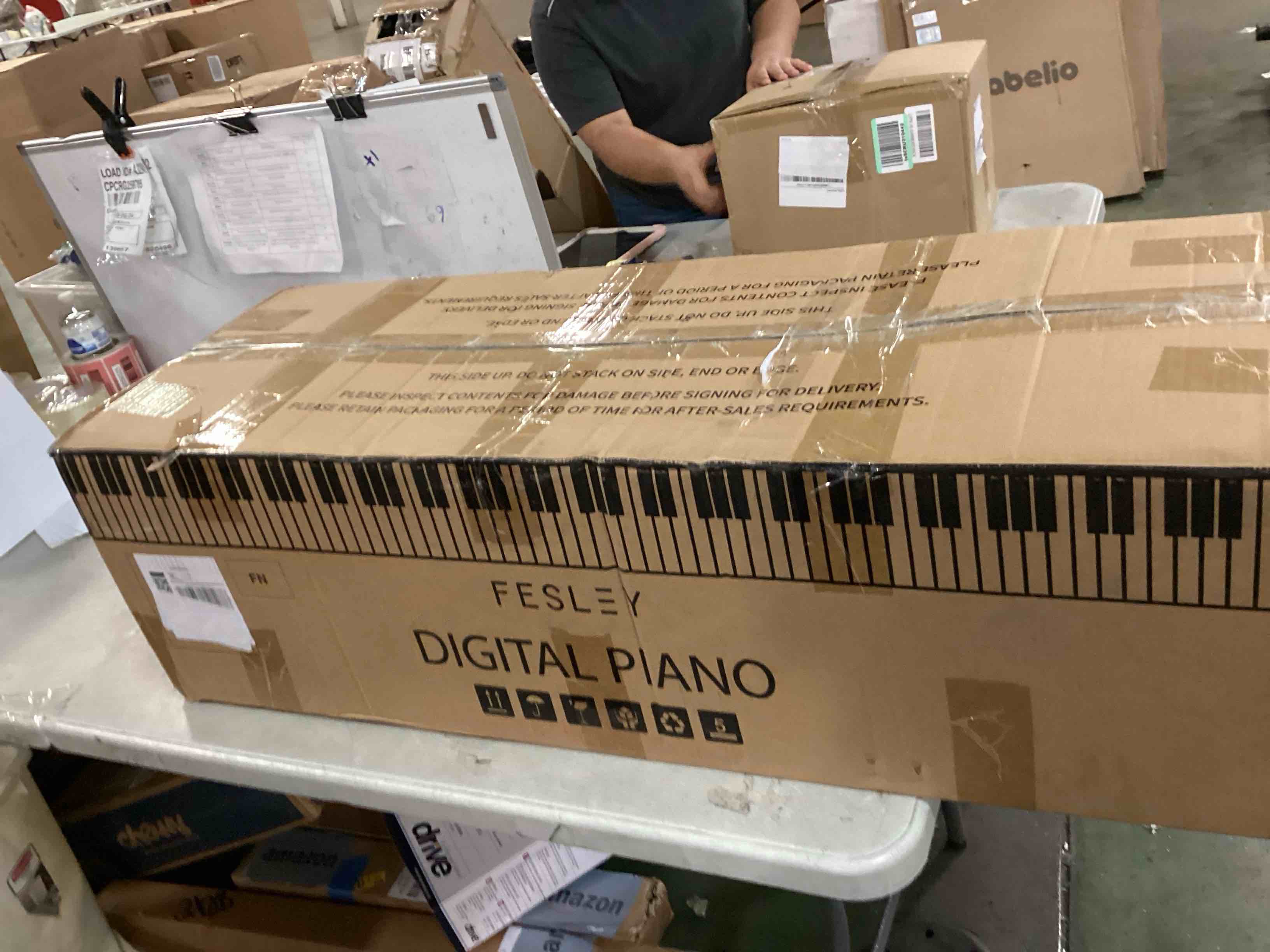 https://s3.amazonaws.com/lotting-images-prod/bidfta/PPE00160112_1729726773304.jpeg