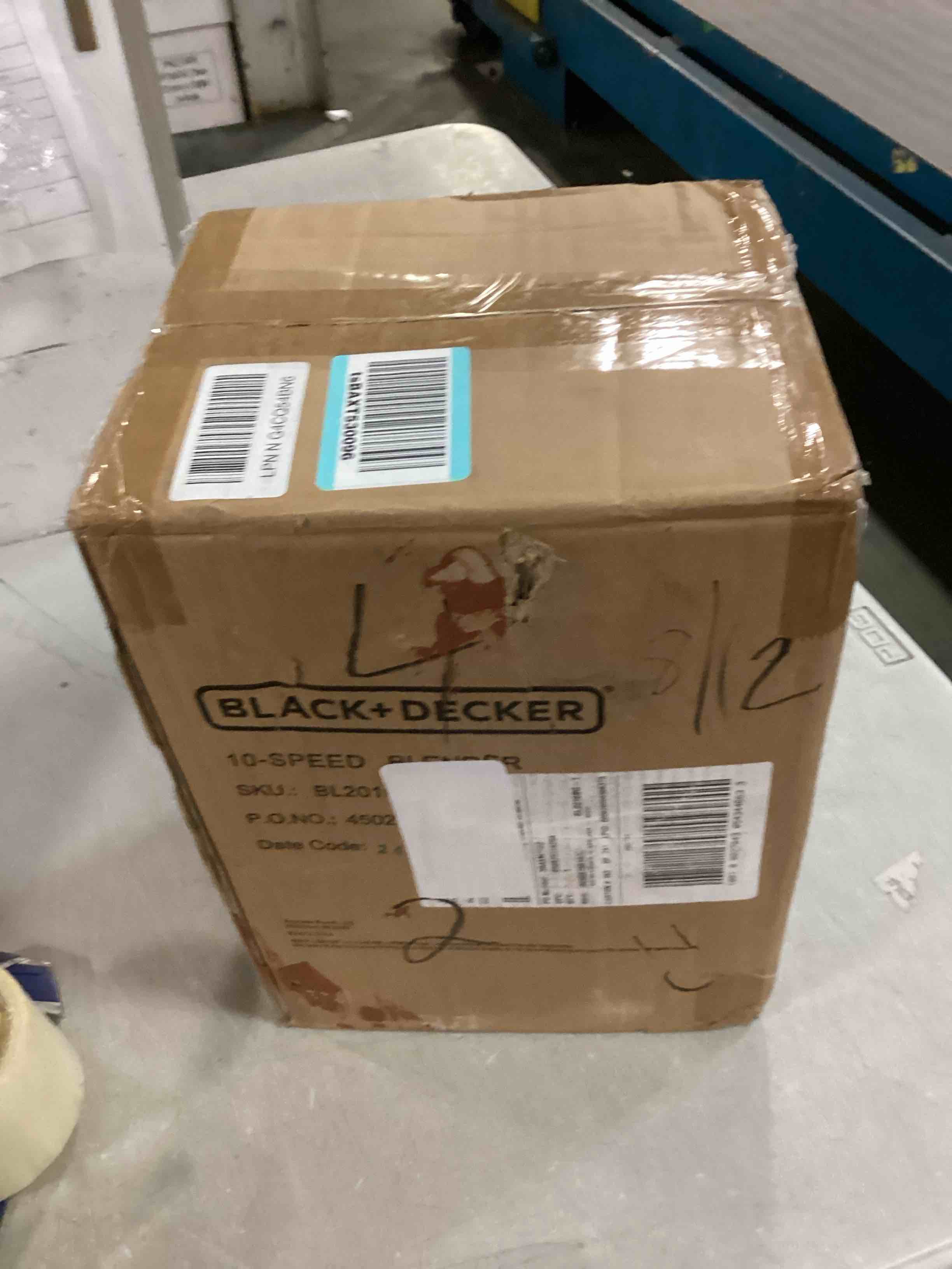 https://s3.amazonaws.com/lotting-images-prod/bidfta/PPE00160437_1729569870676.jpeg