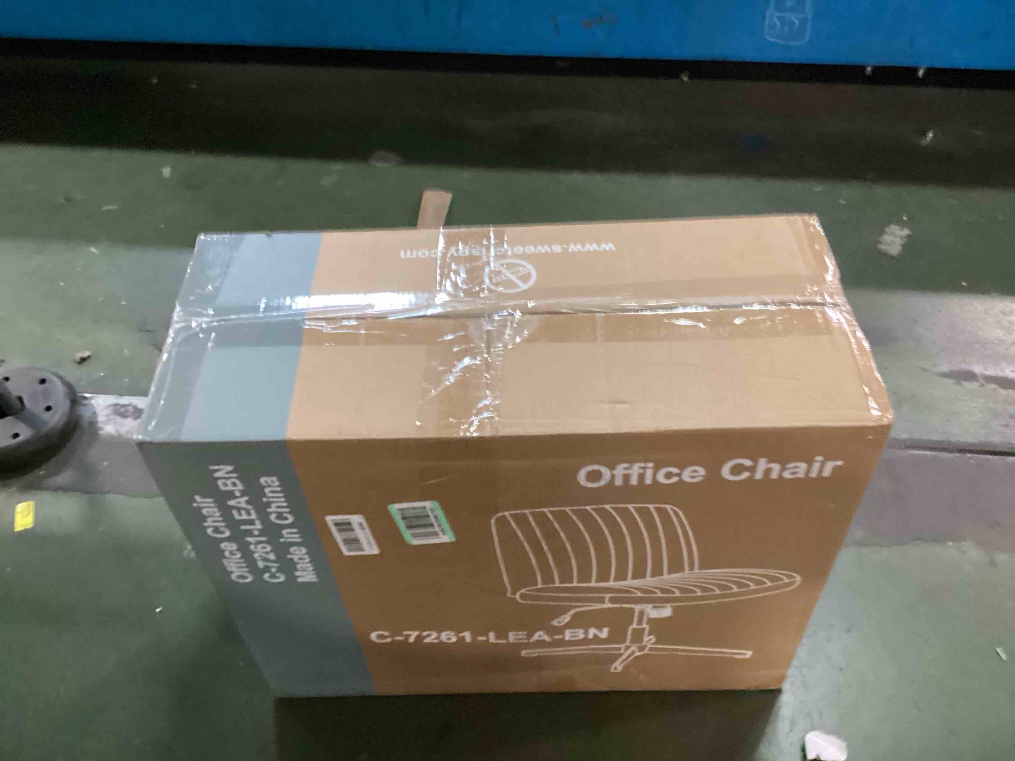 https://s3.amazonaws.com/lotting-images-prod/bidfta/PPE00160487_1729562634562.jpeg