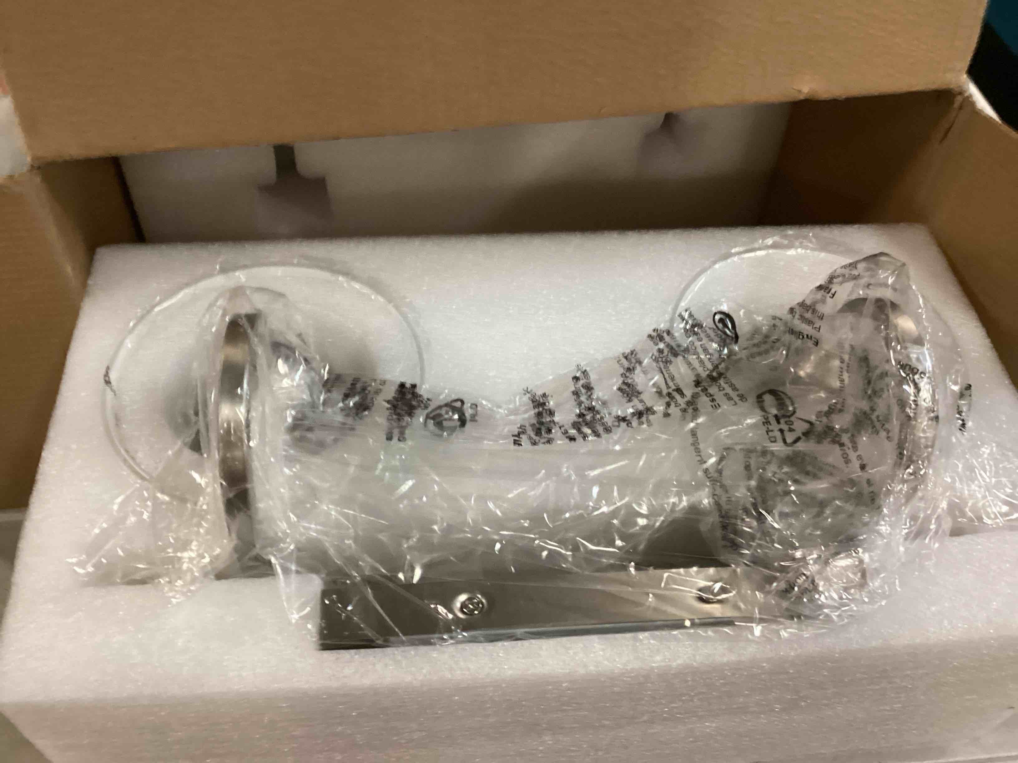 https://s3.amazonaws.com/lotting-images-prod/bidfta/PPE00160525_1729556699053.jpeg