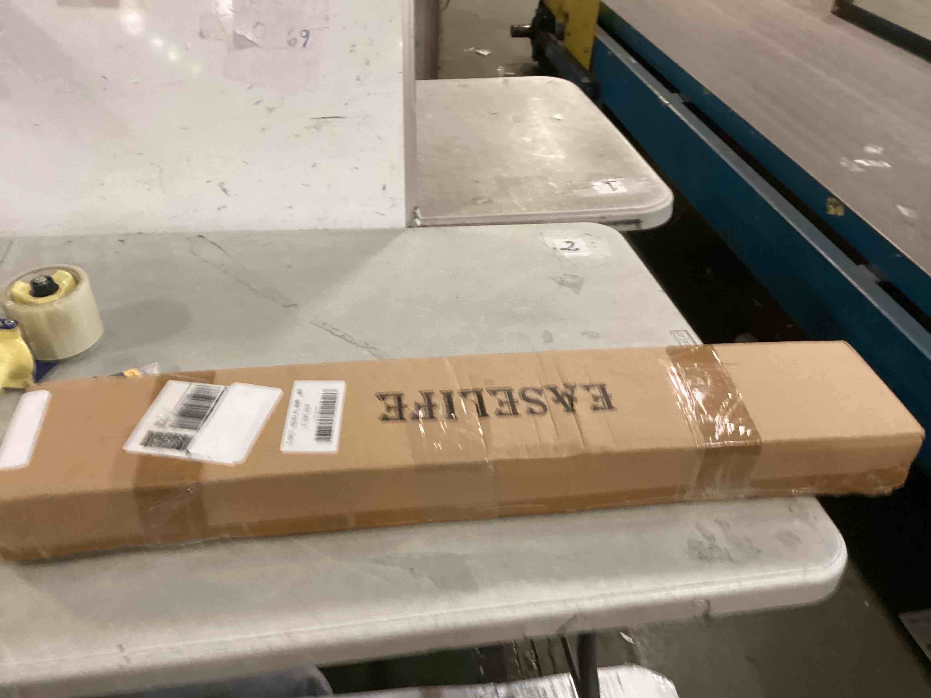 https://s3.amazonaws.com/lotting-images-prod/bidfta/PPE00160790_1729225853697.jpeg