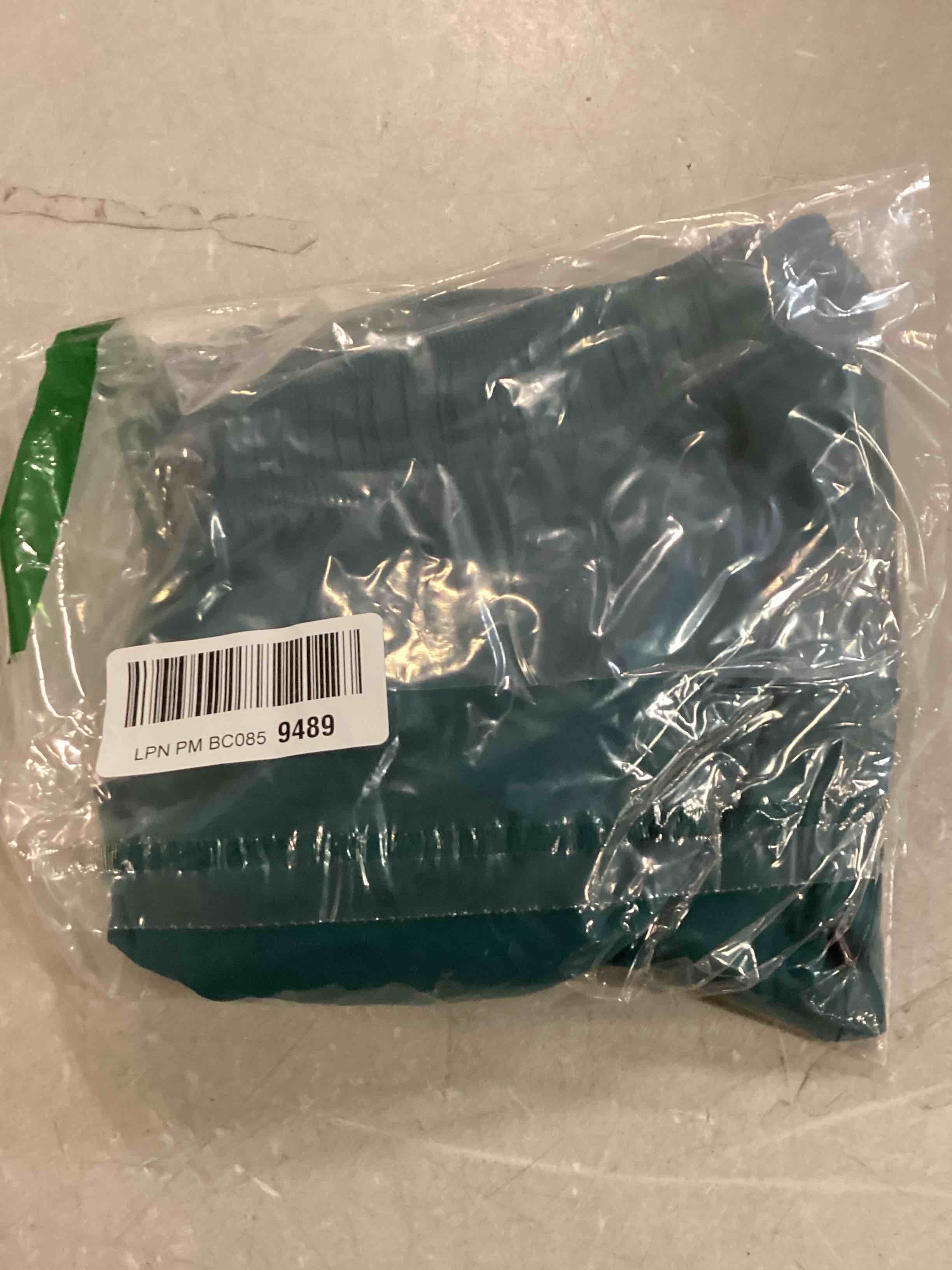 https://s3.amazonaws.com/lotting-images-prod/bidfta/PPE00161031_1729136449863.jpeg