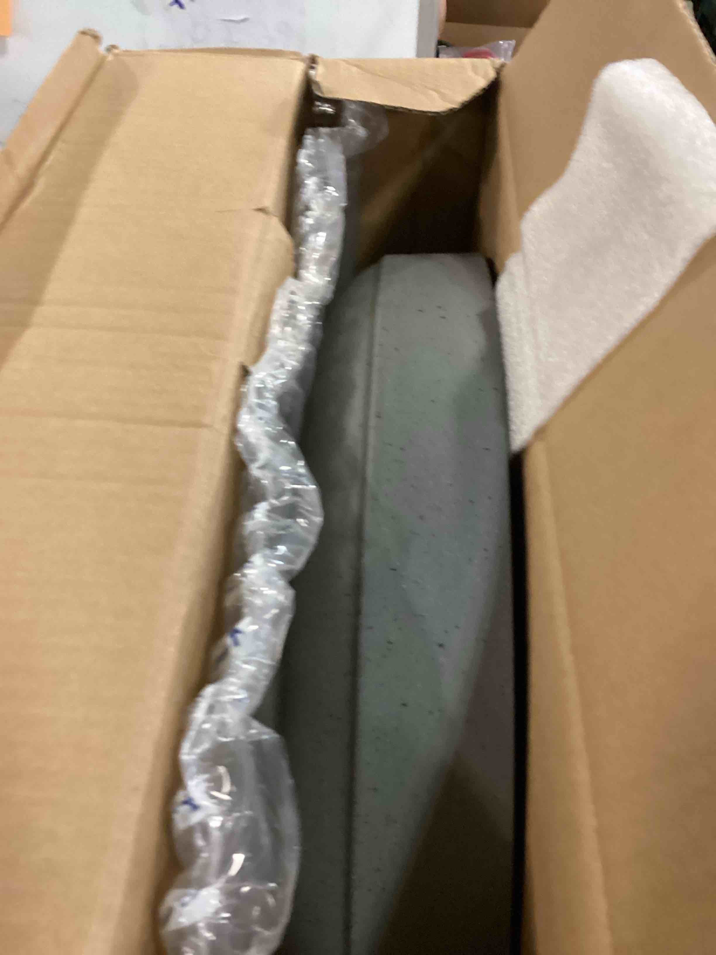 https://s3.amazonaws.com/lotting-images-prod/bidfta/PPE00161423_1728968204286.jpeg