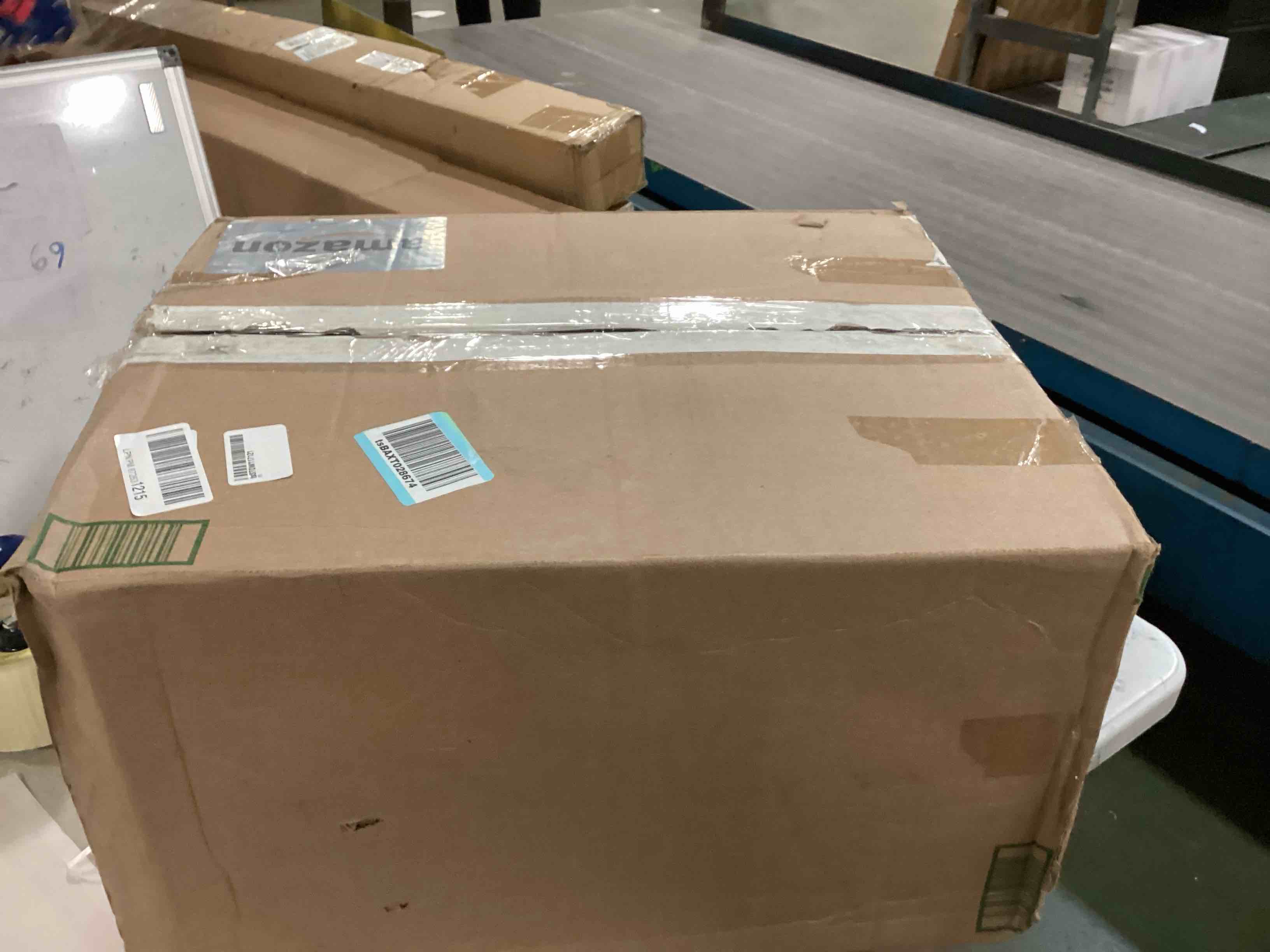 https://s3.amazonaws.com/lotting-images-prod/bidfta/PPE00161802_1728622183913.jpeg