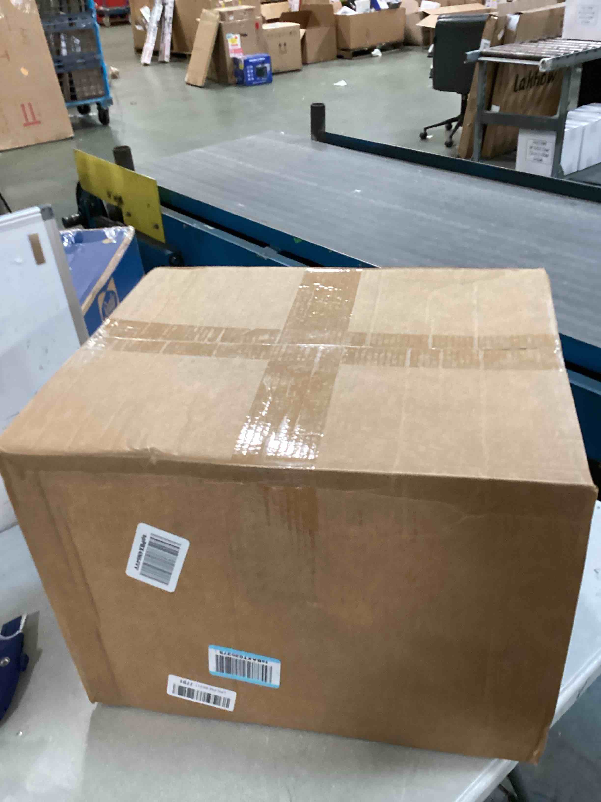 https://s3.amazonaws.com/lotting-images-prod/bidfta/PPE00161915_1728604828414.jpeg