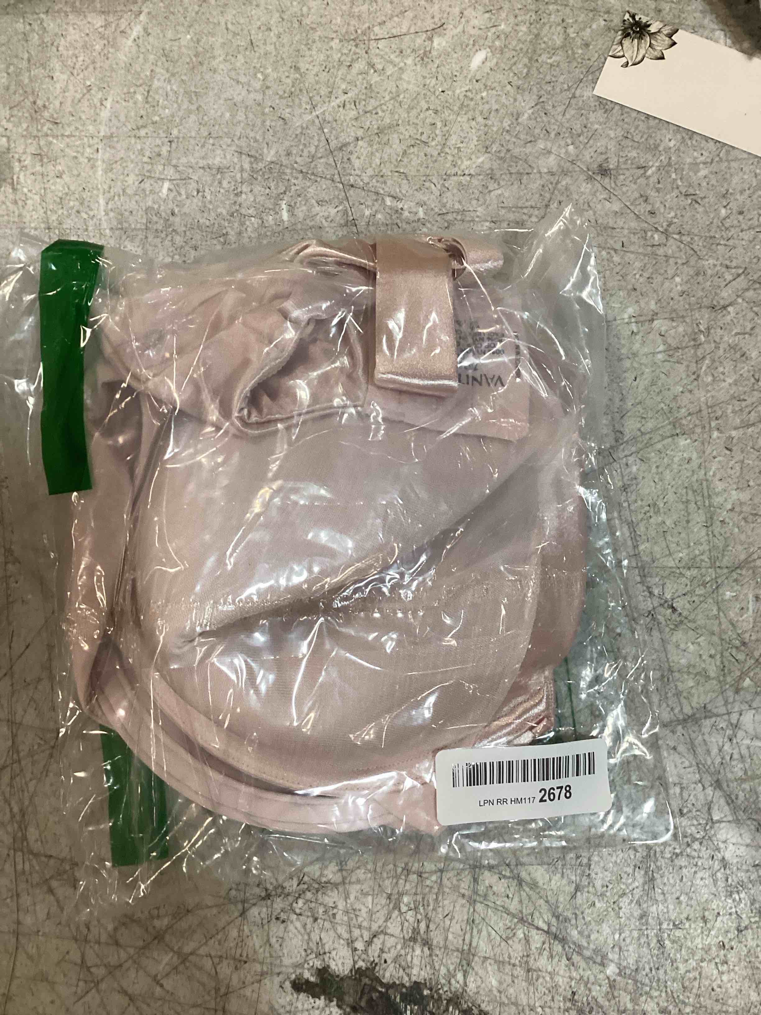 https://s3.amazonaws.com/lotting-images-prod/bidfta/PPE00164361_1729027586657.jpeg