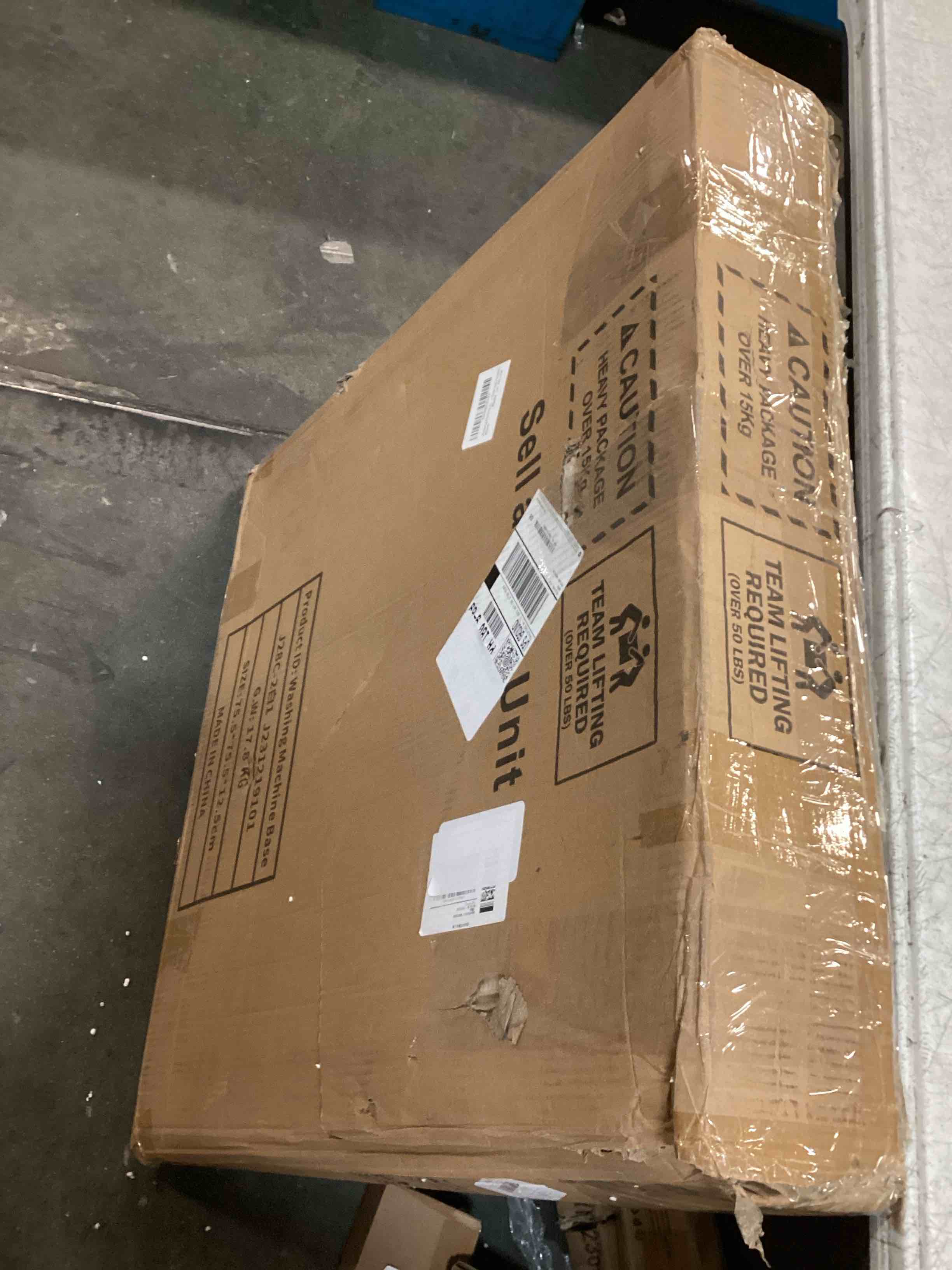 https://s3.amazonaws.com/lotting-images-prod/bidfta/PPE00164533_1728692670605.jpeg