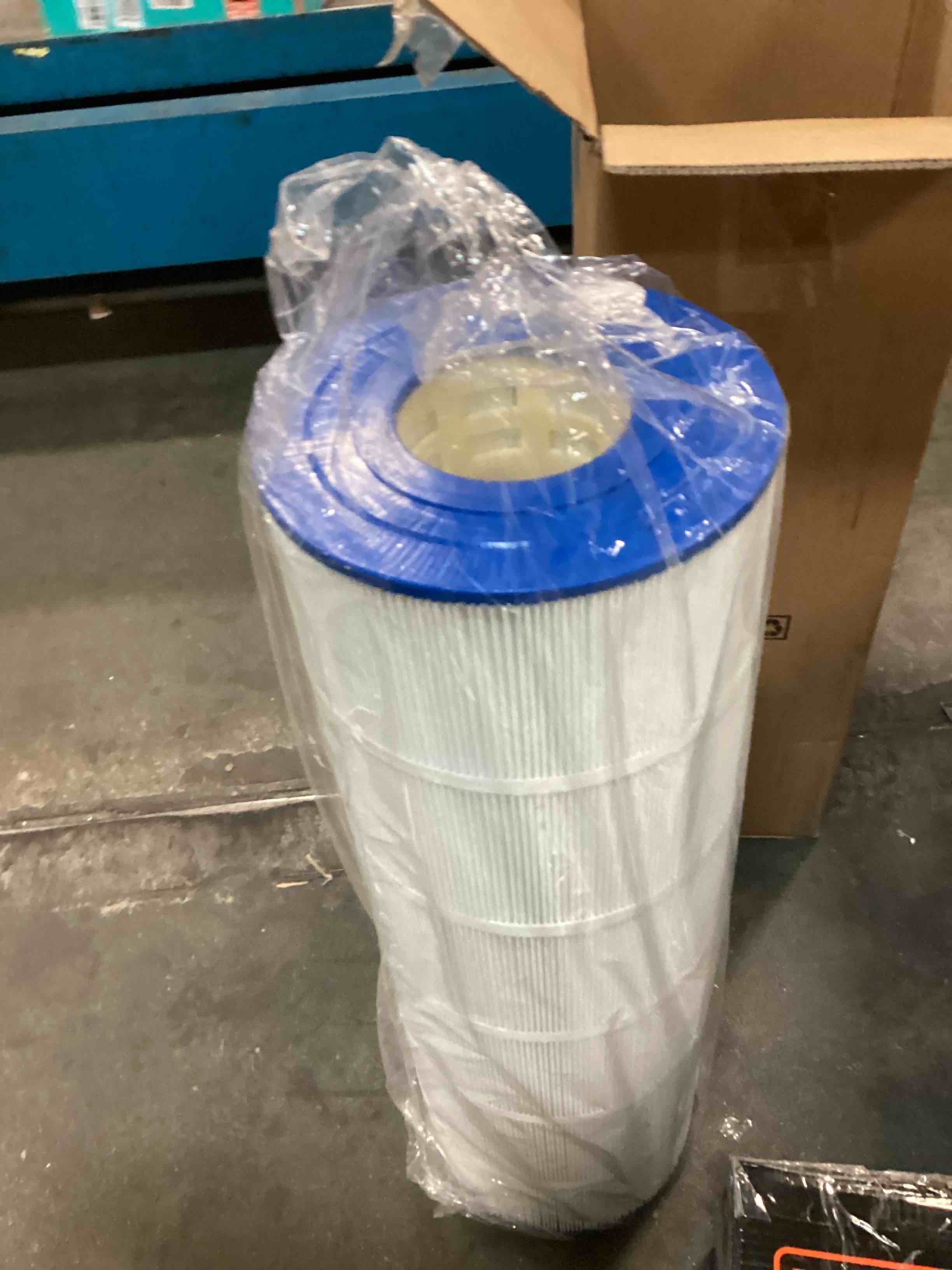 https://s3.amazonaws.com/lotting-images-prod/bidfta/PPE00164918_1728524410773.jpeg
