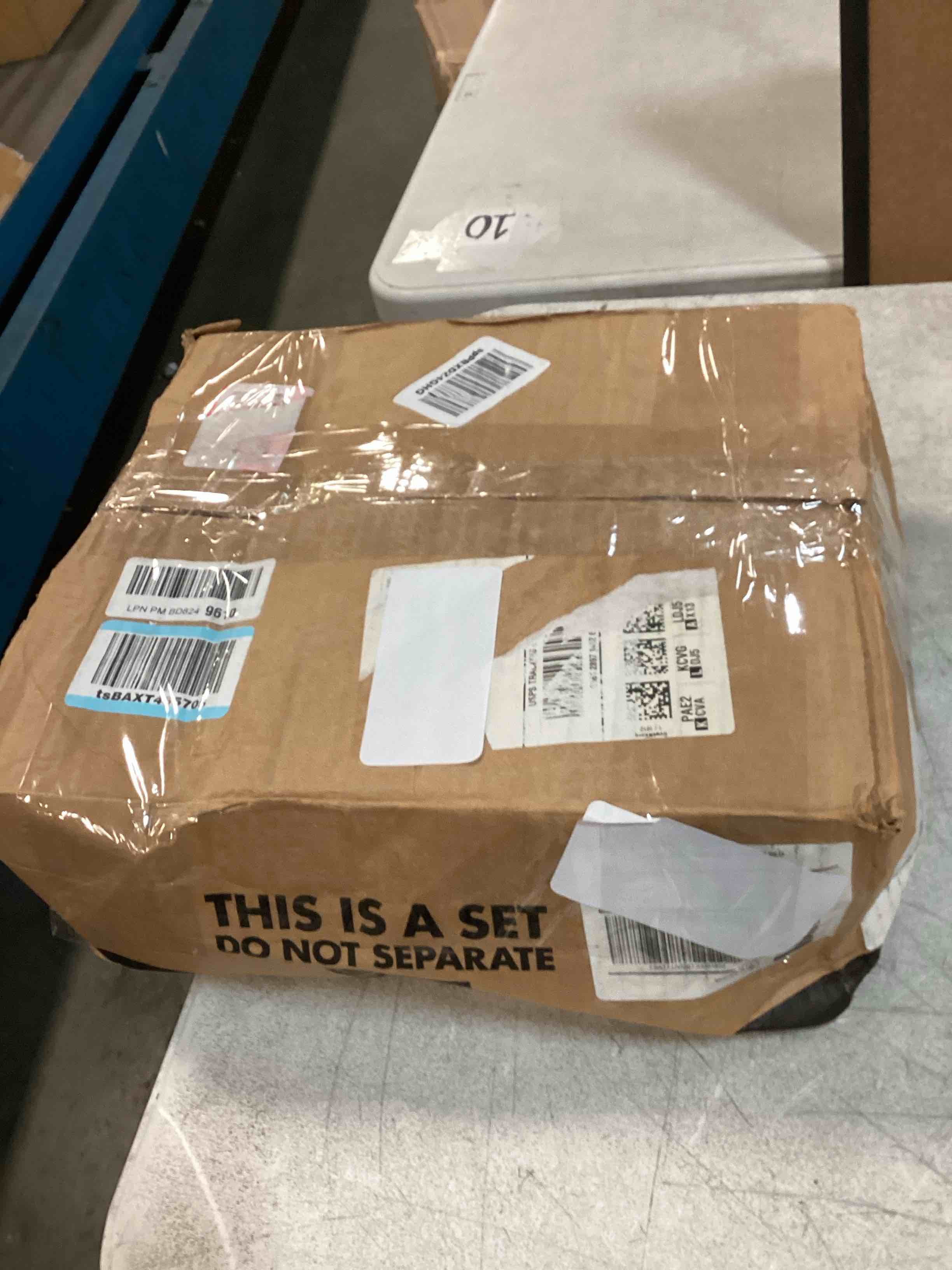 https://s3.amazonaws.com/lotting-images-prod/bidfta/PPE00165103_1728434560121.jpeg