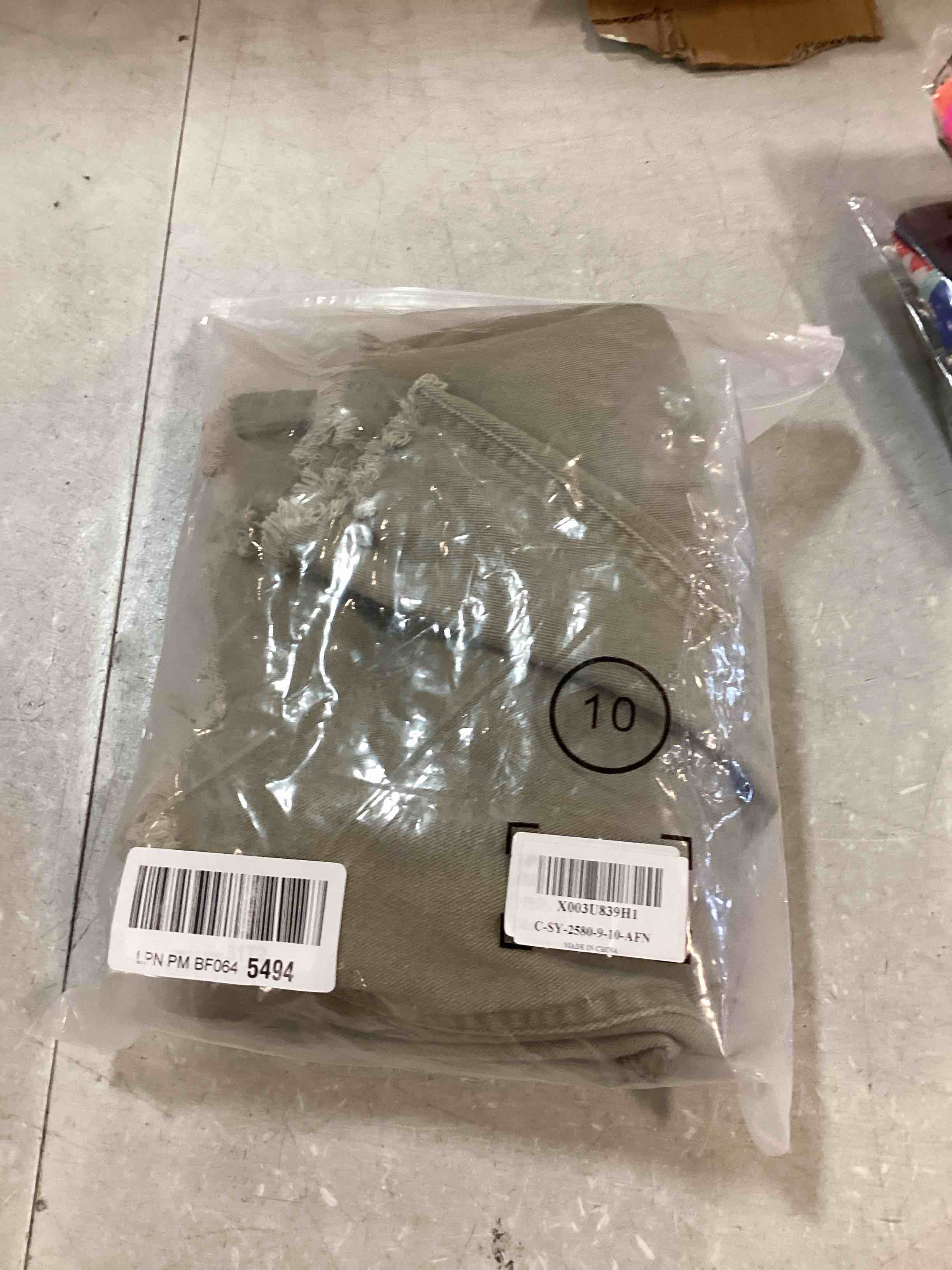 https://s3.amazonaws.com/lotting-images-prod/bidfta/PPE00165941_1727969267726.jpeg