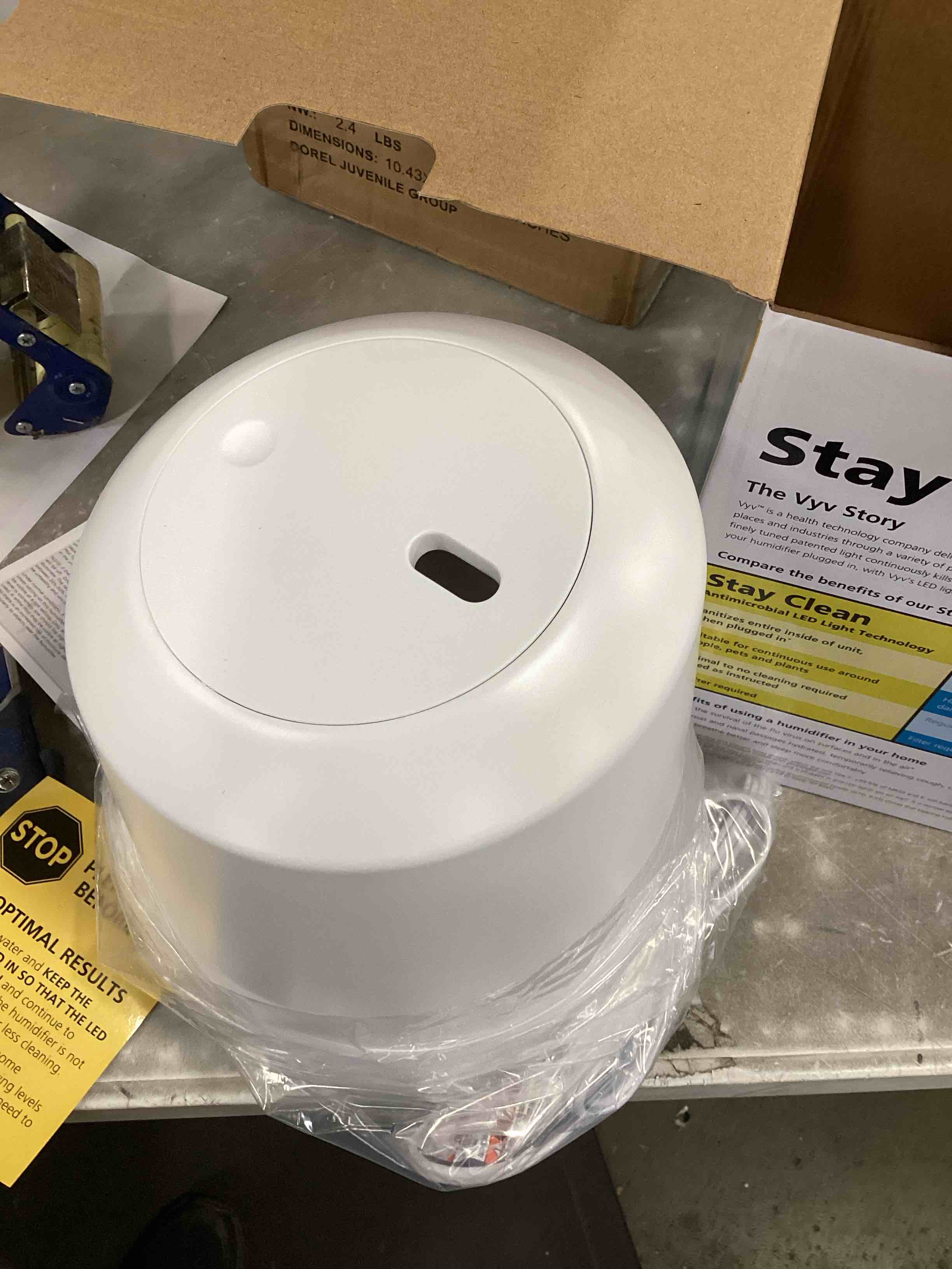 https://s3.amazonaws.com/lotting-images-prod/bidfta/PPE00166039_1728046455375.jpeg