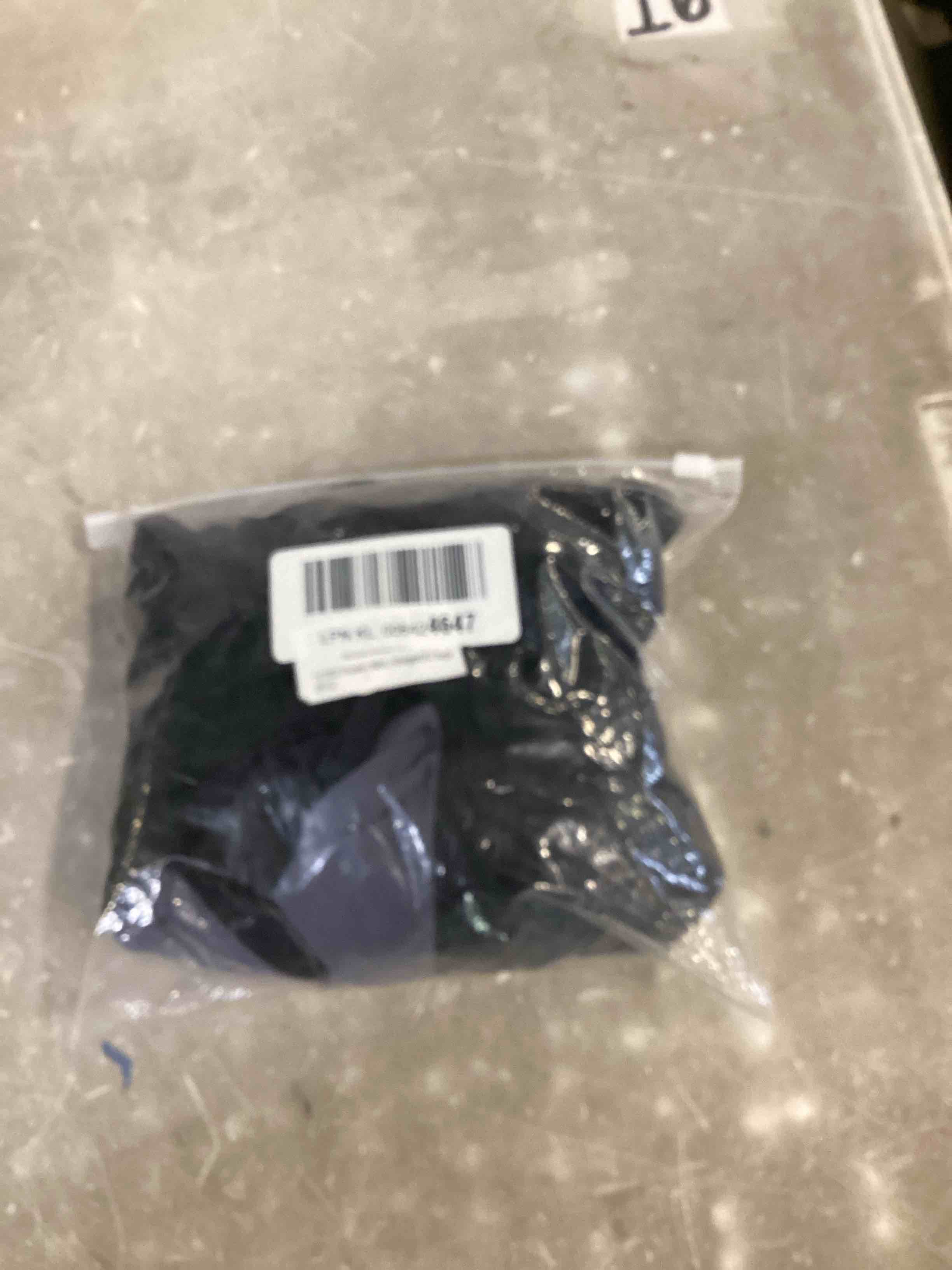 https://s3.amazonaws.com/lotting-images-prod/bidfta/PPE00166164_1728065572351.jpeg
