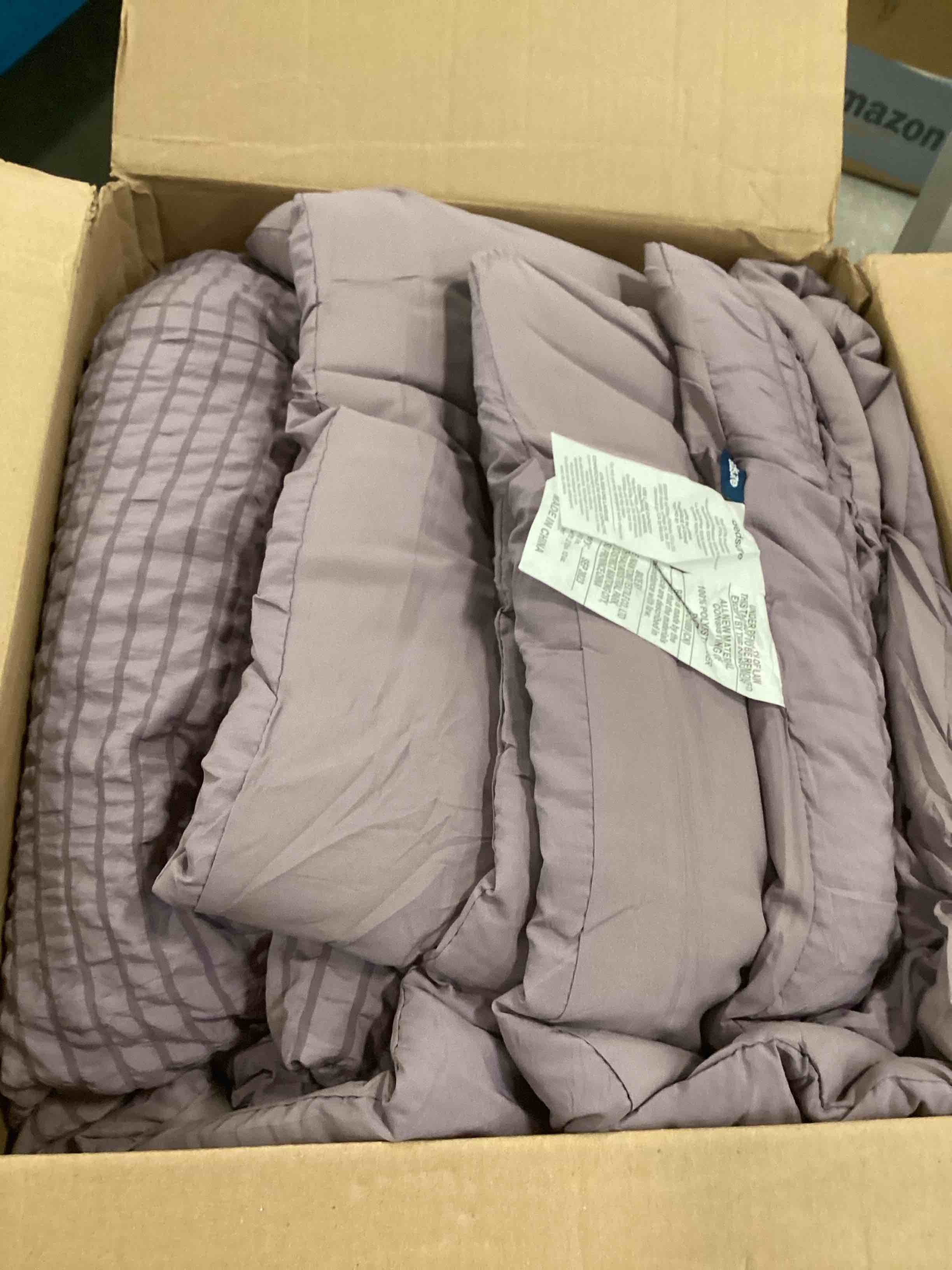 https://s3.amazonaws.com/lotting-images-prod/bidfta/PPE00166658_1728391160815.jpeg