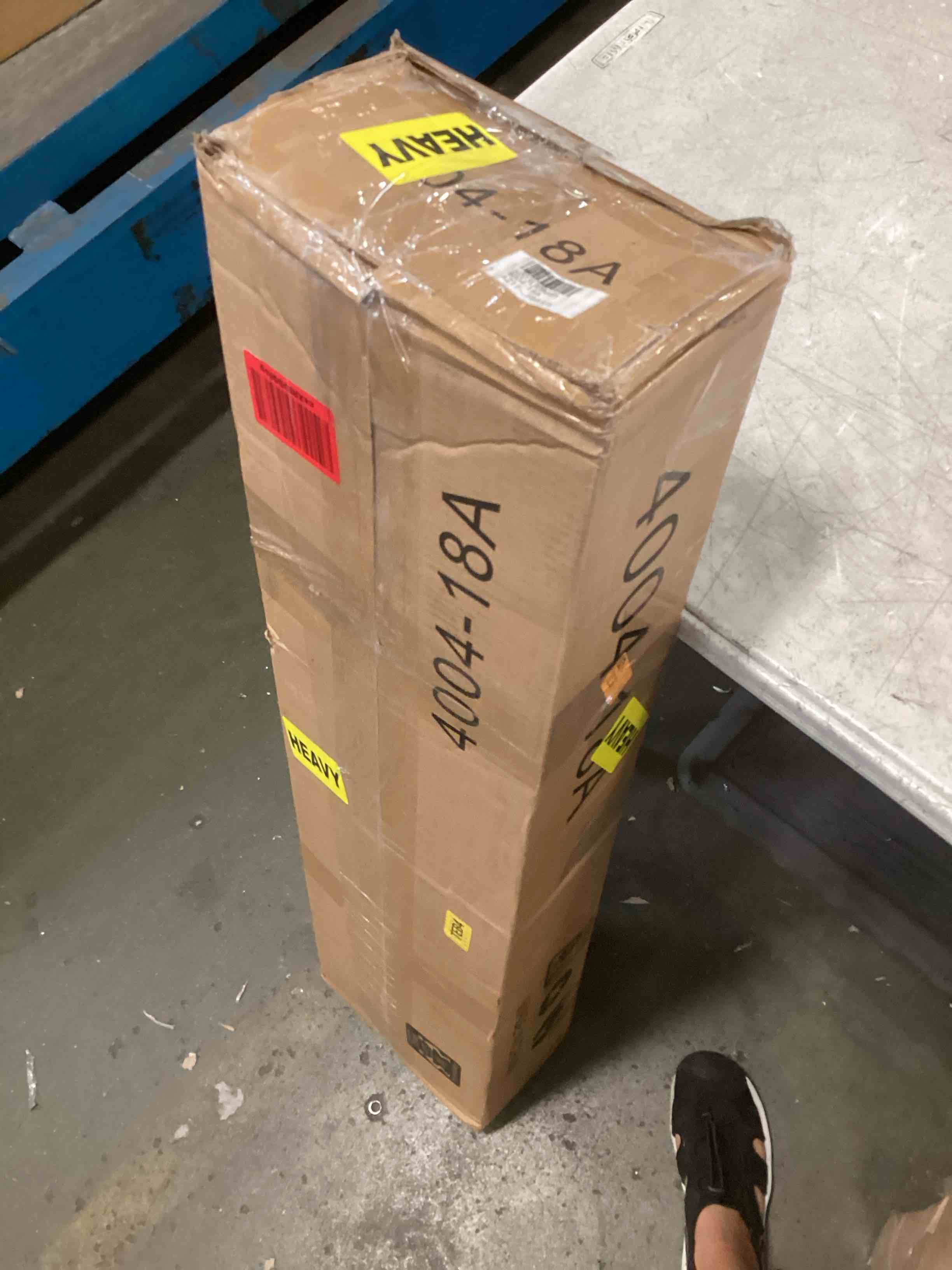 https://s3.amazonaws.com/lotting-images-prod/bidfta/PPE0017556_1724251760613.jpeg