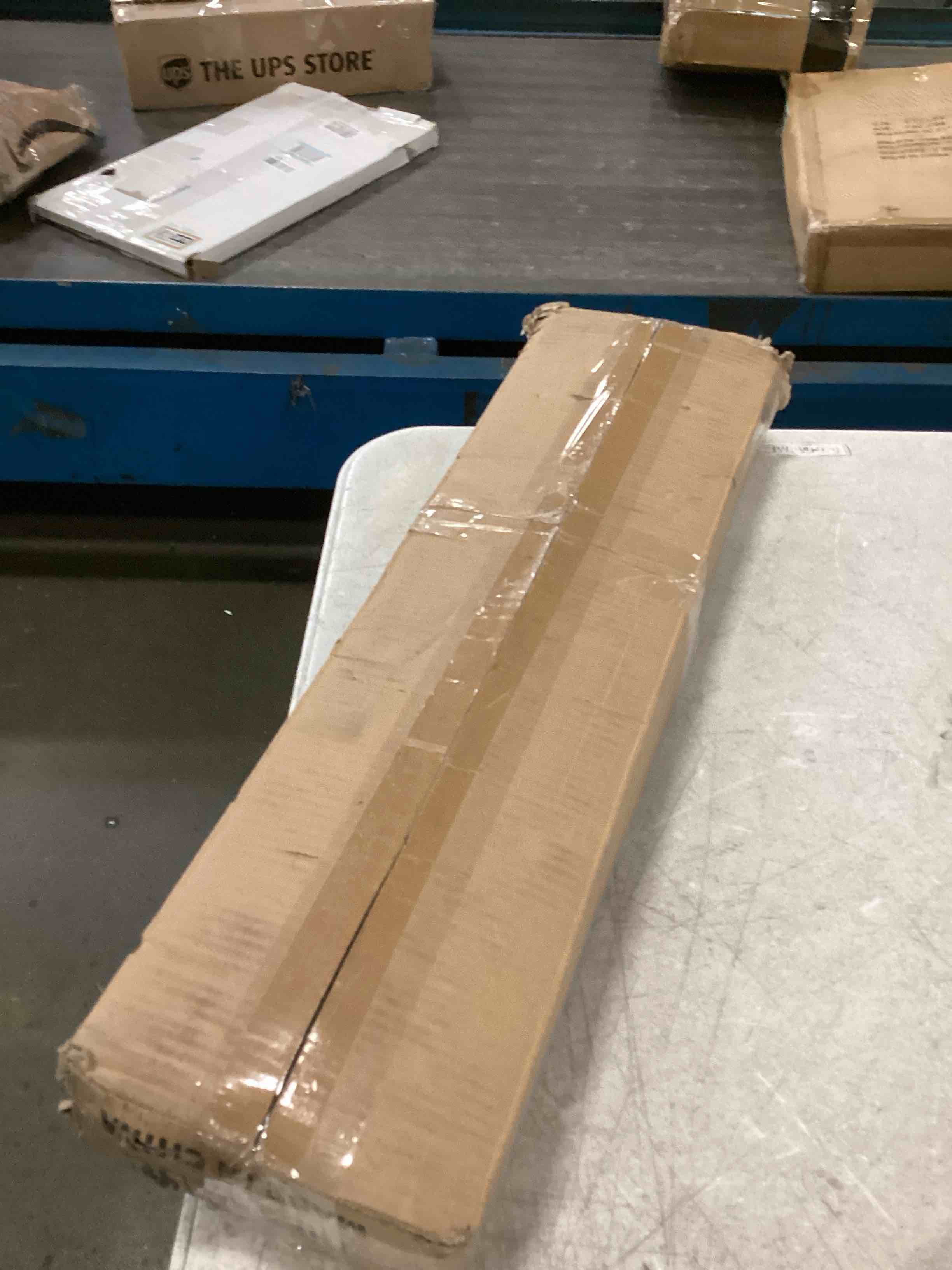 https://s3.amazonaws.com/lotting-images-prod/bidfta/PPE0017607_1724246034817.jpeg