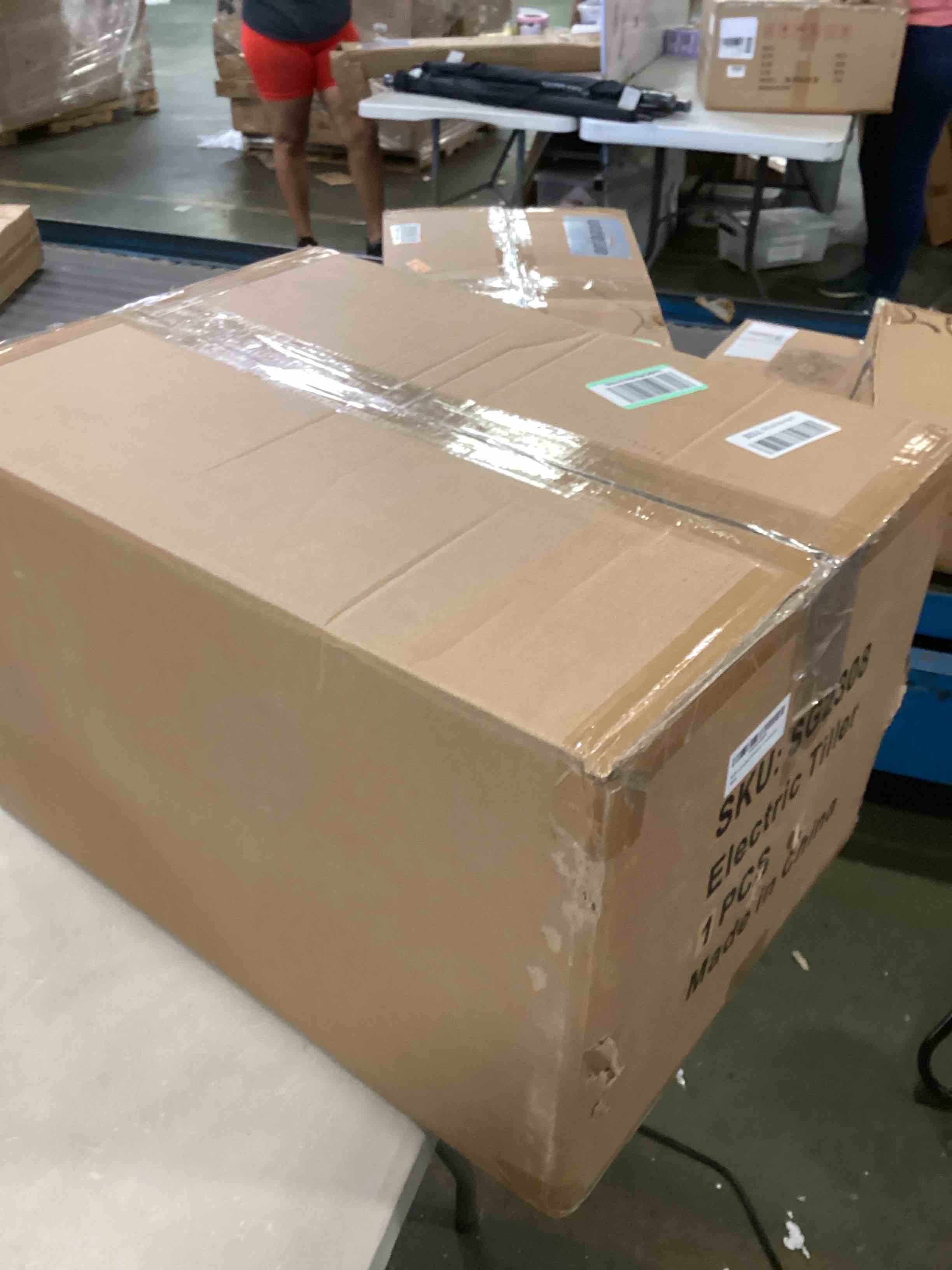 https://s3.amazonaws.com/lotting-images-prod/bidfta/PPE0017859_1724162130751.jpeg