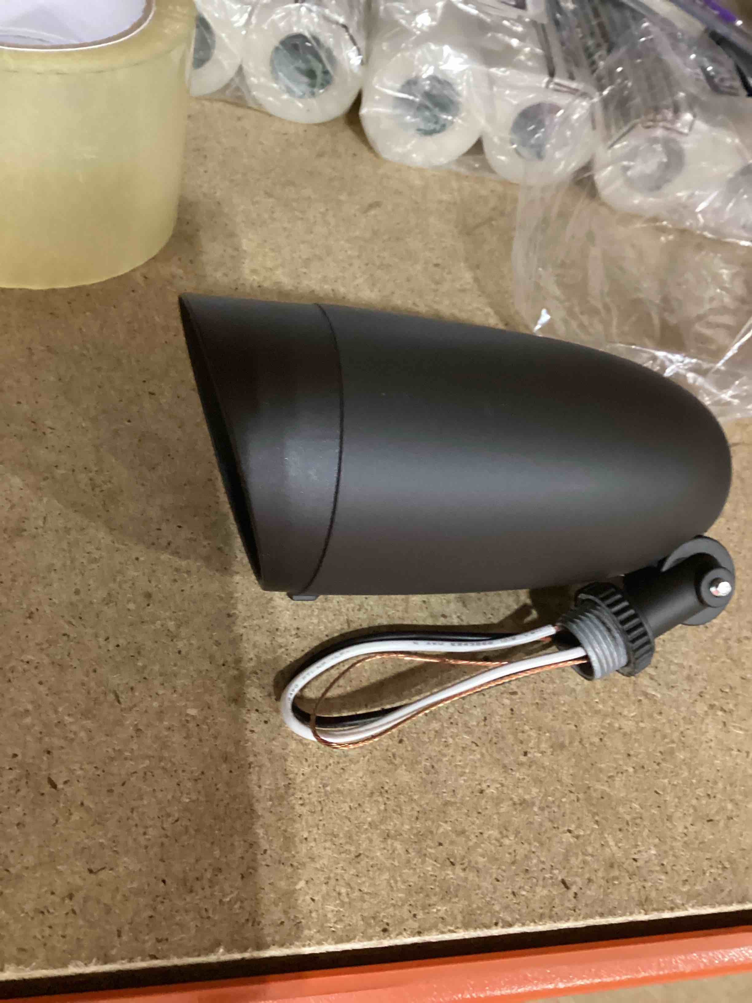 https://s3.amazonaws.com/lotting-images-prod/bidfta/PPE00181139_1751997708857.jpeg