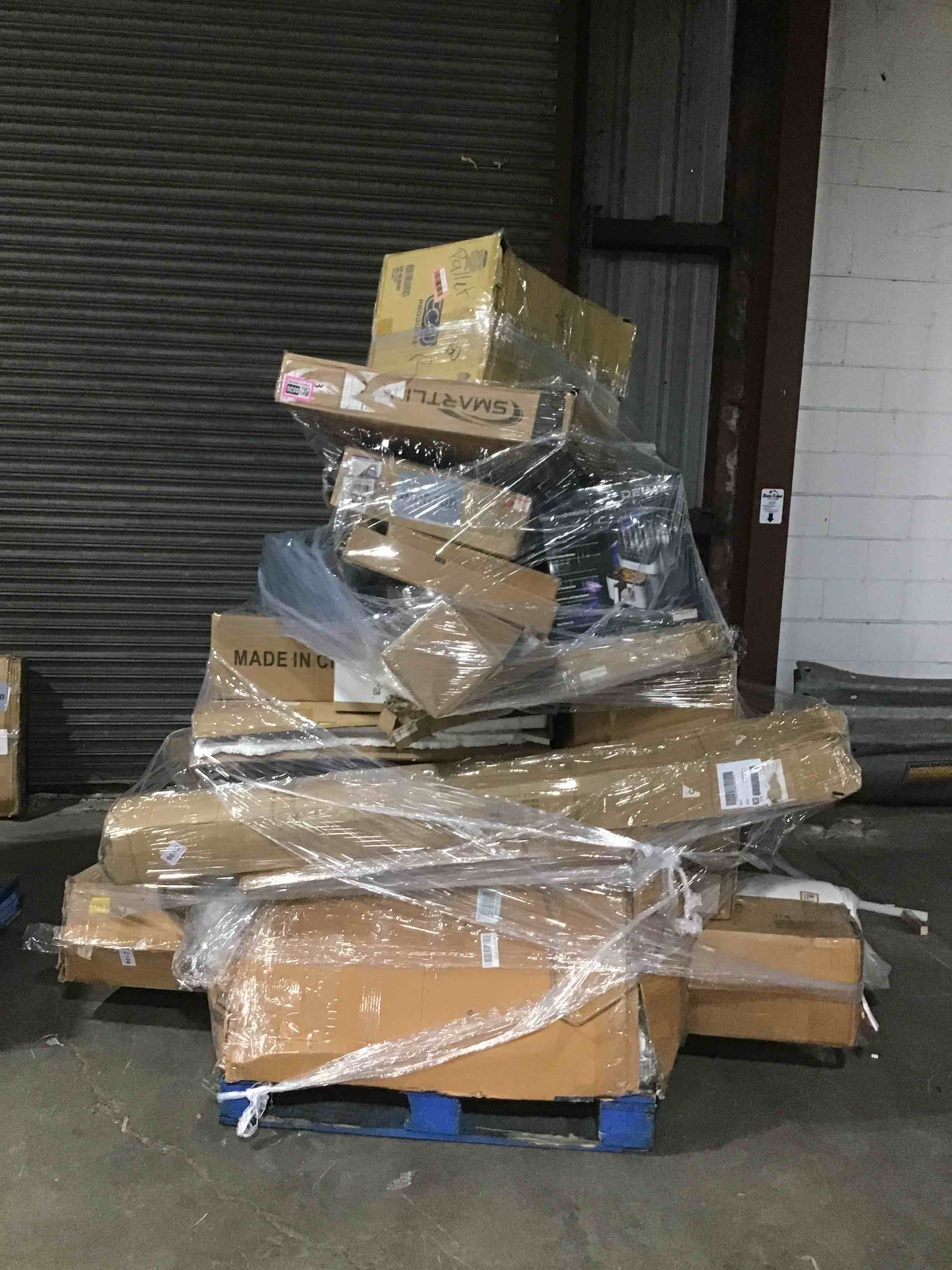 Incredible Pallet Lot In Furniture & Home-goods - NOT REFUNDABLE 