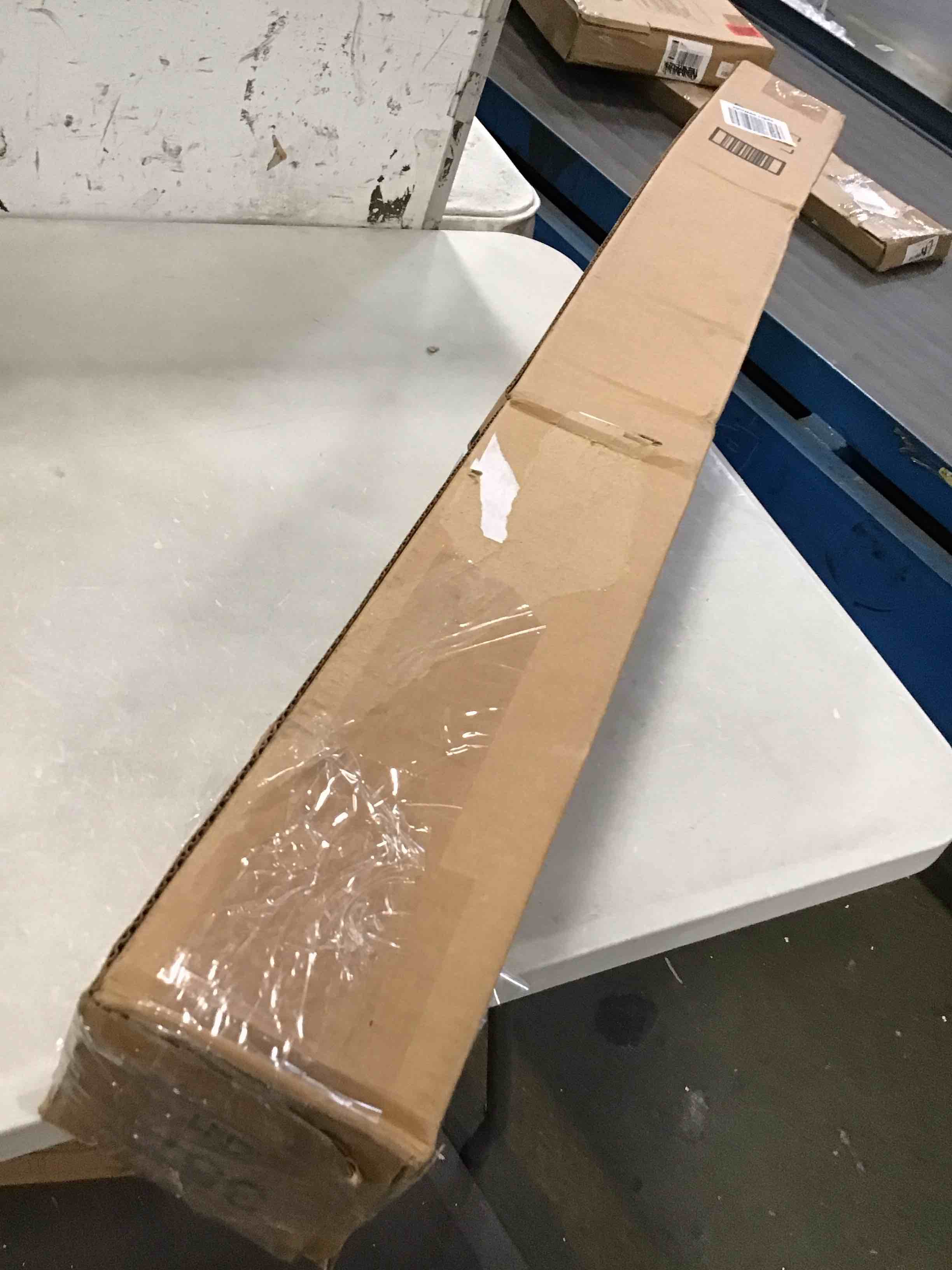 https://s3.amazonaws.com/lotting-images-prod/bidfta/PPE00185693_1724356028296.jpeg