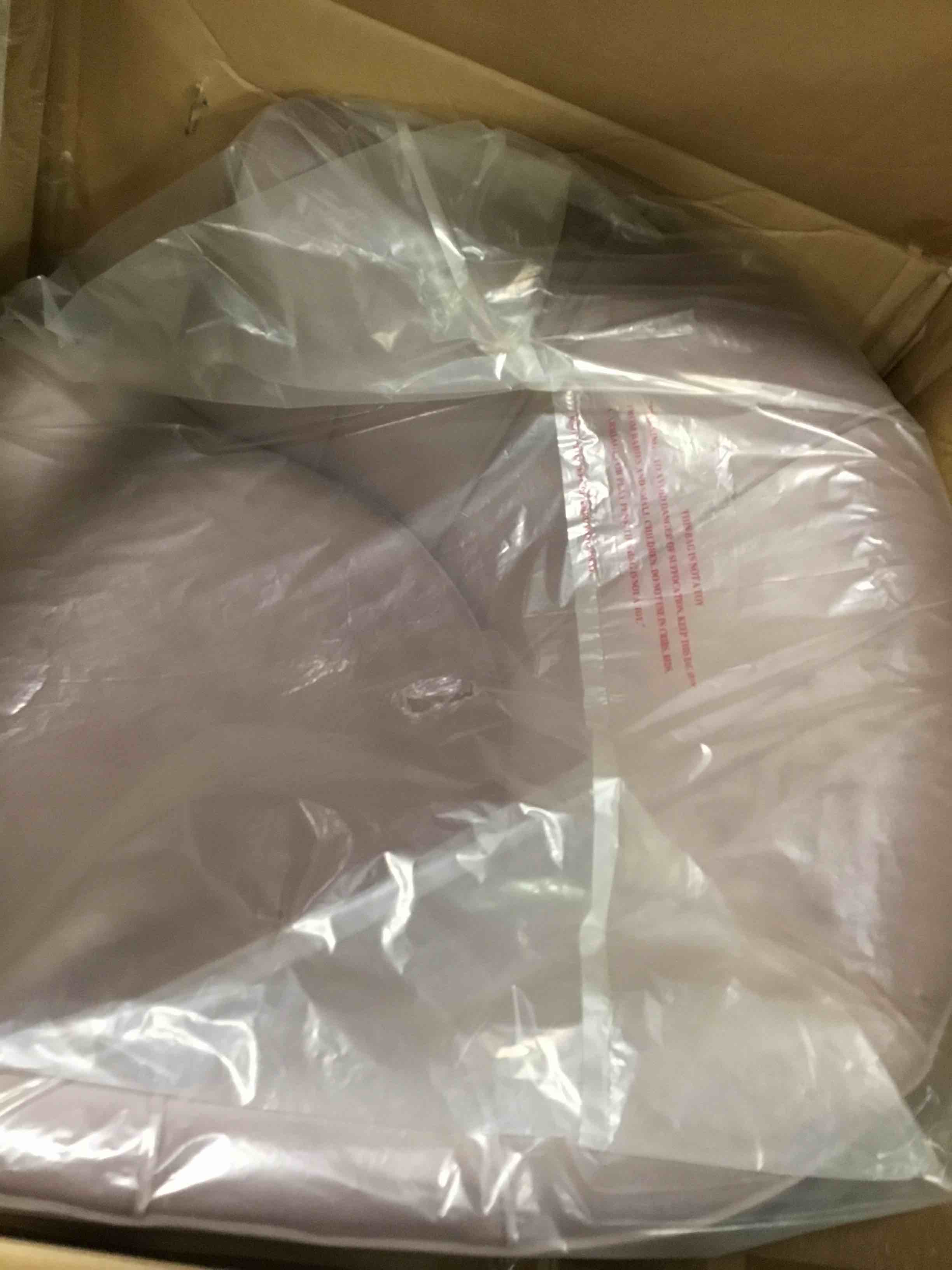 https://s3.amazonaws.com/lotting-images-prod/bidfta/PPE00198045_1727481615231.jpeg