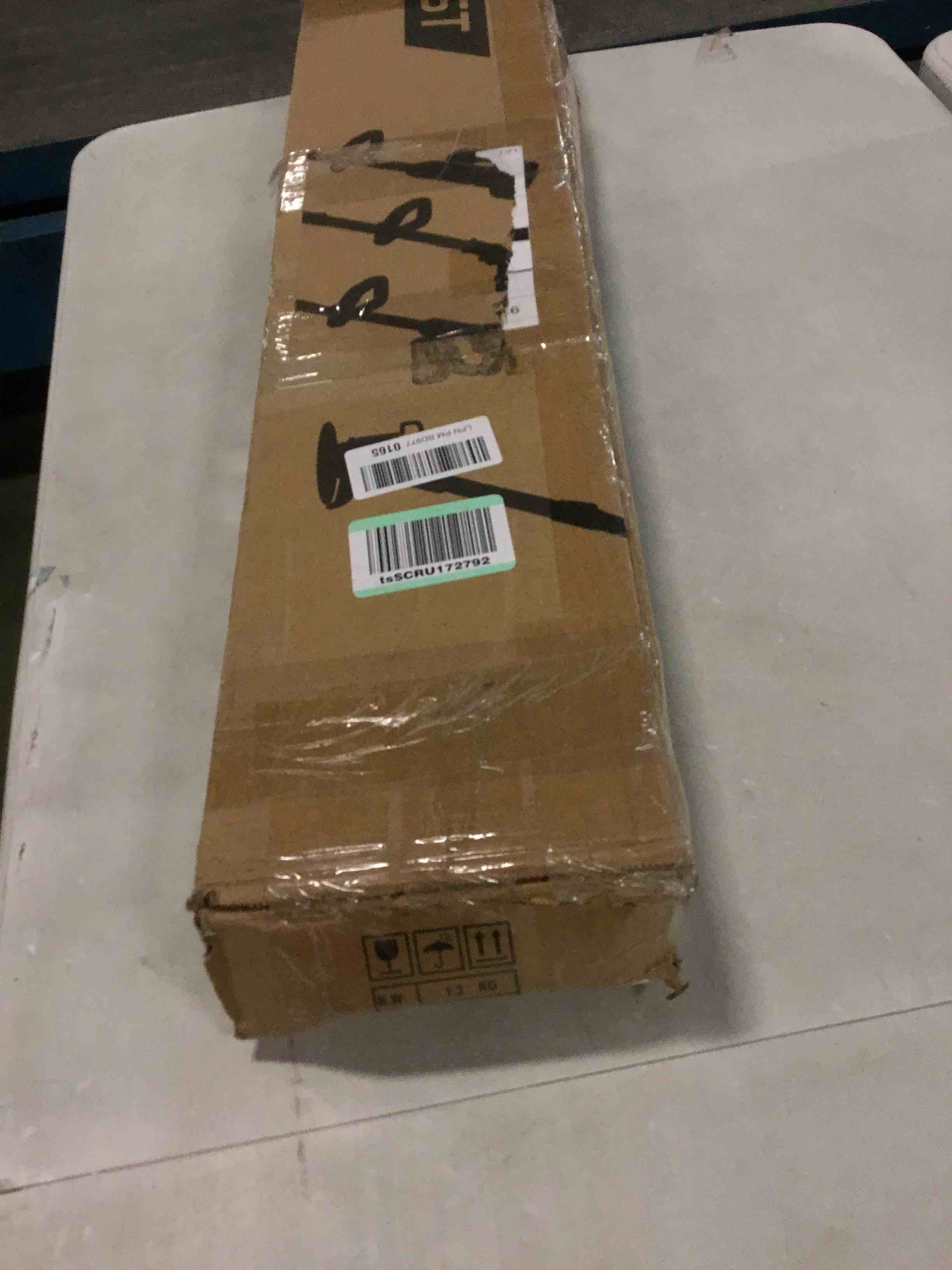 https://s3.amazonaws.com/lotting-images-prod/bidfta/PPE00198369_1726284147157.jpeg