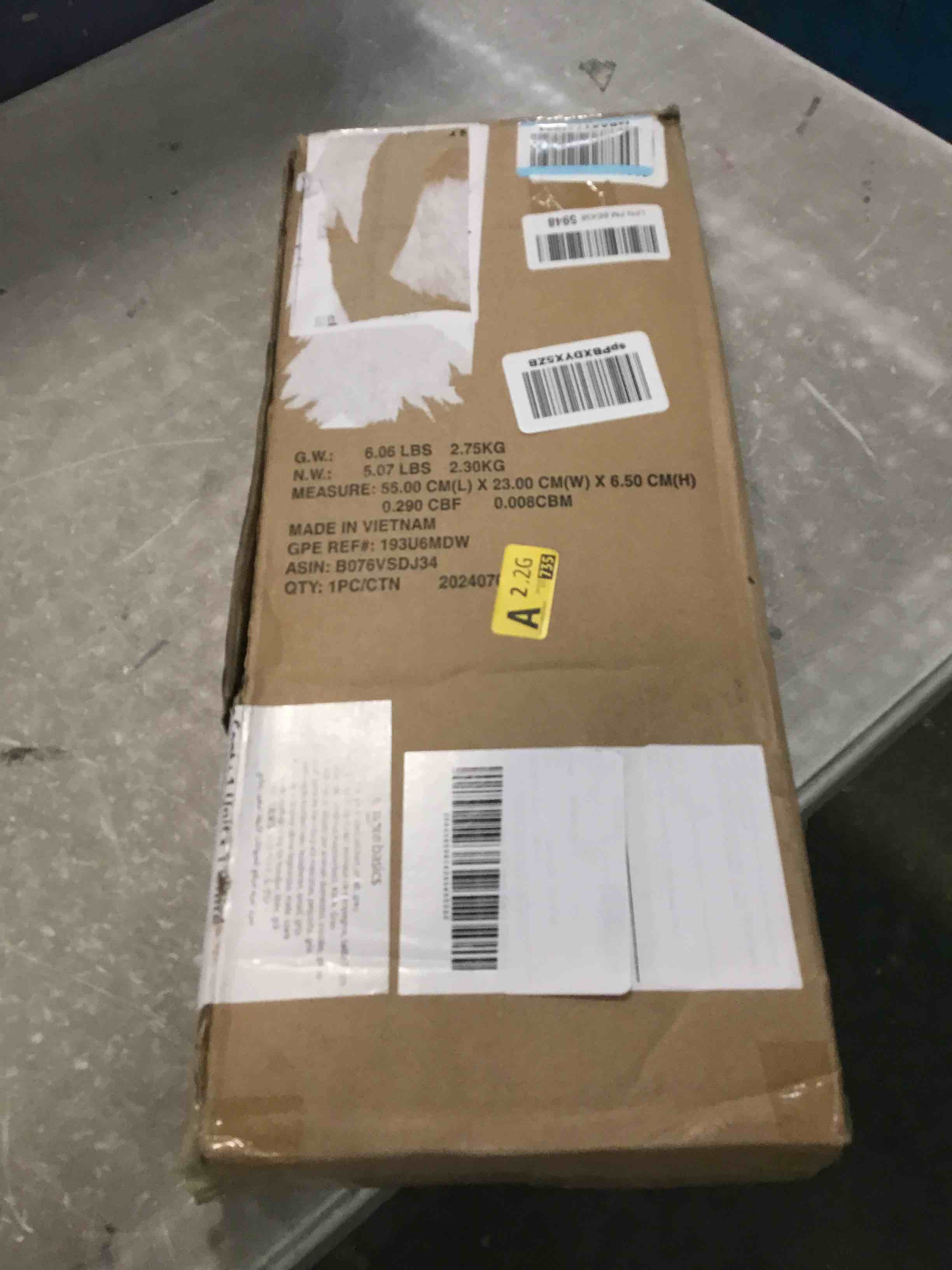 Amazon Basics Cooling Elevated Dog Bed with Metal Frame, Small, Grey