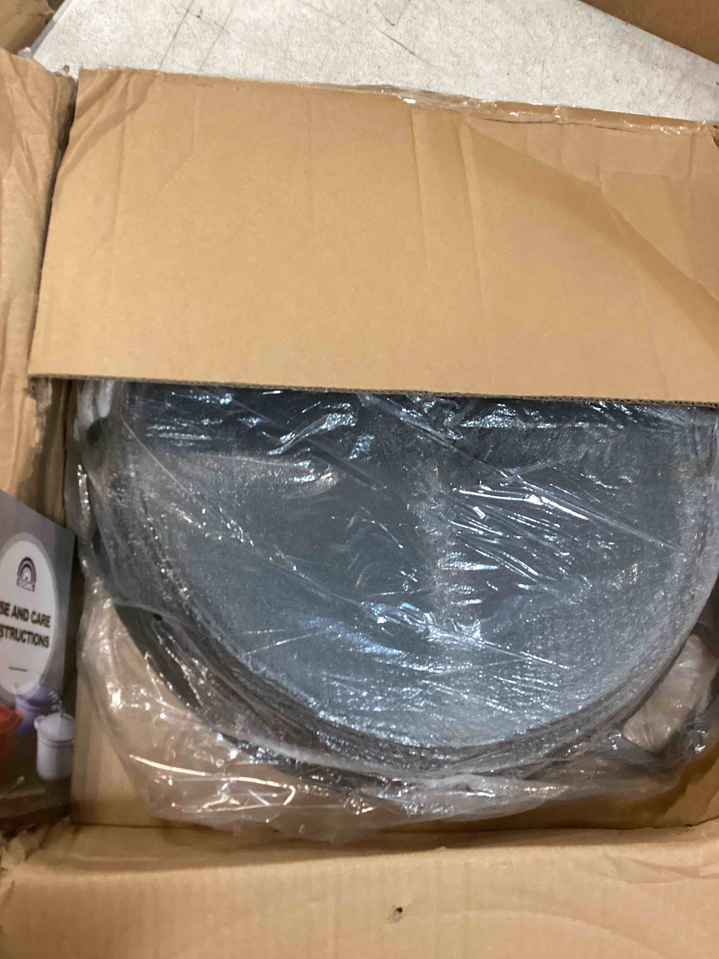 https://s3.amazonaws.com/lotting-images-prod/bidfta/PPE0020201_1728041498450.jpeg