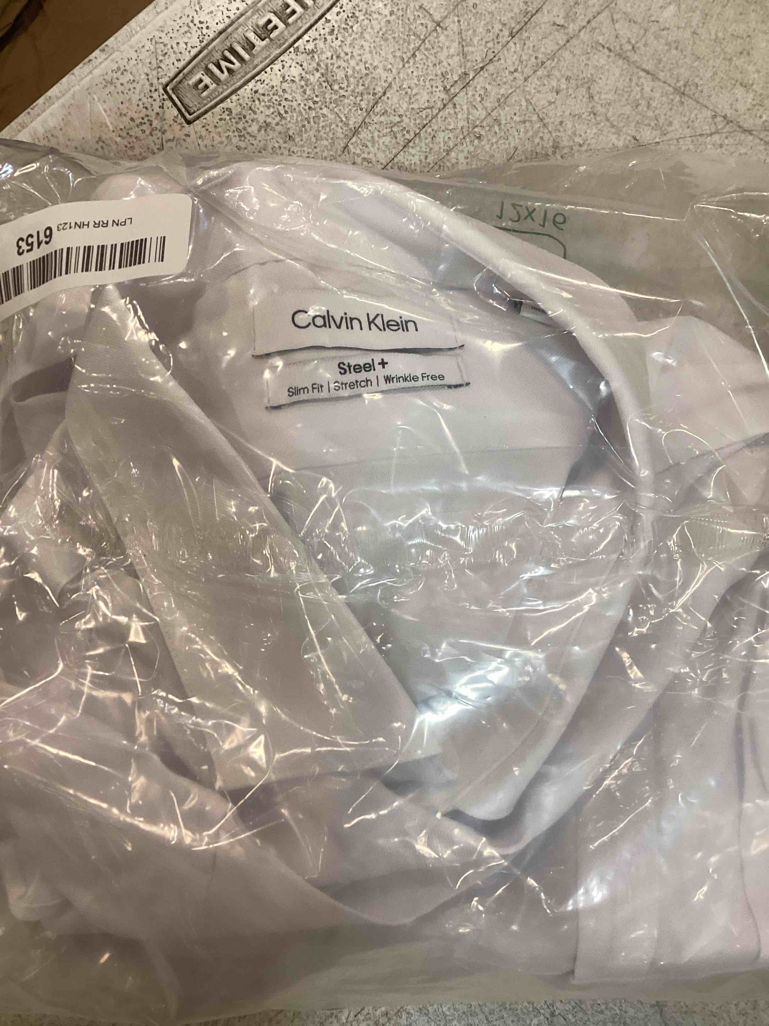 https://s3.amazonaws.com/lotting-images-prod/bidfta/PPE0020329_1728057394848.jpeg