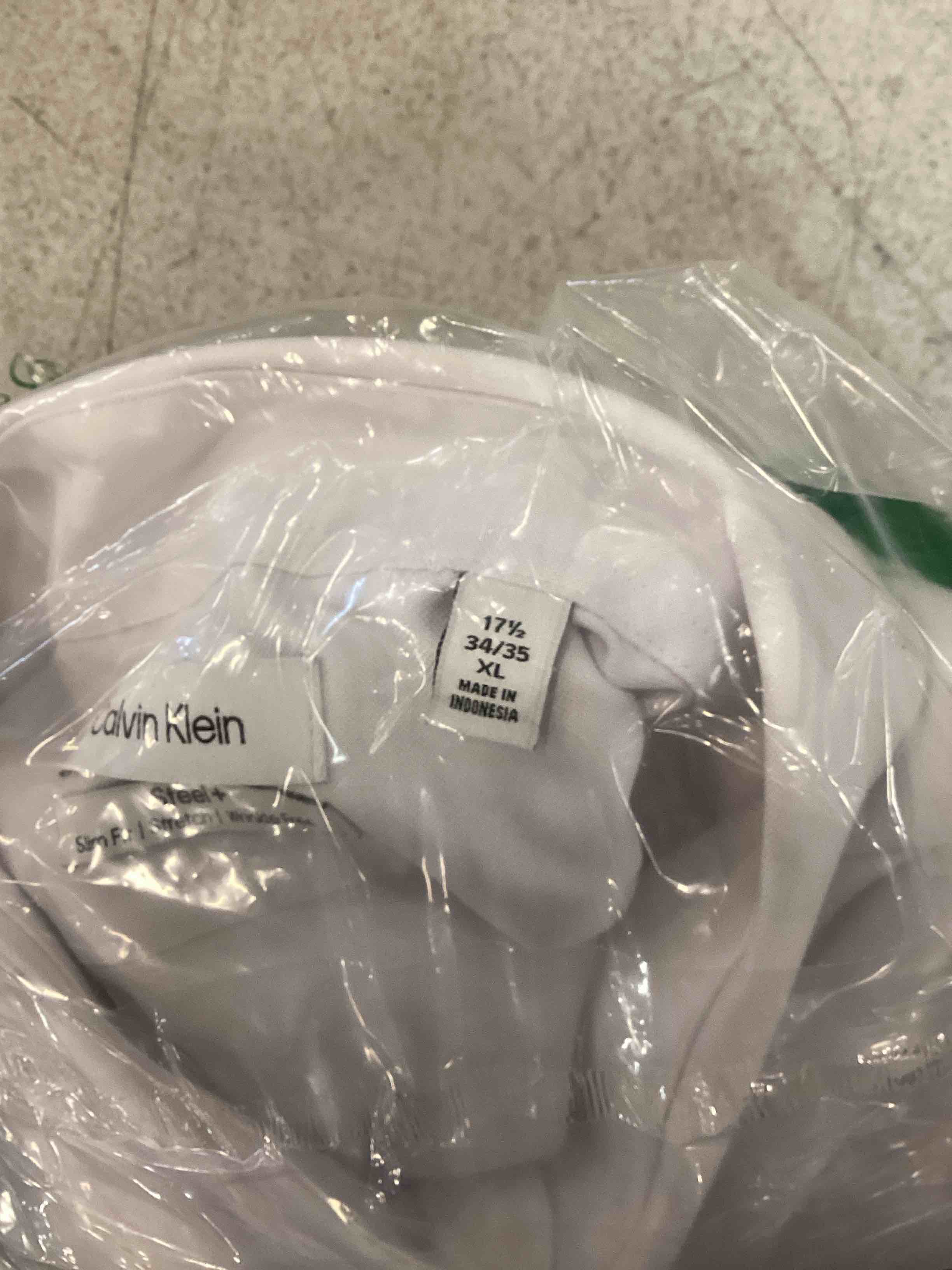 https://s3.amazonaws.com/lotting-images-prod/bidfta/PPE0020329_1728057456053.jpeg