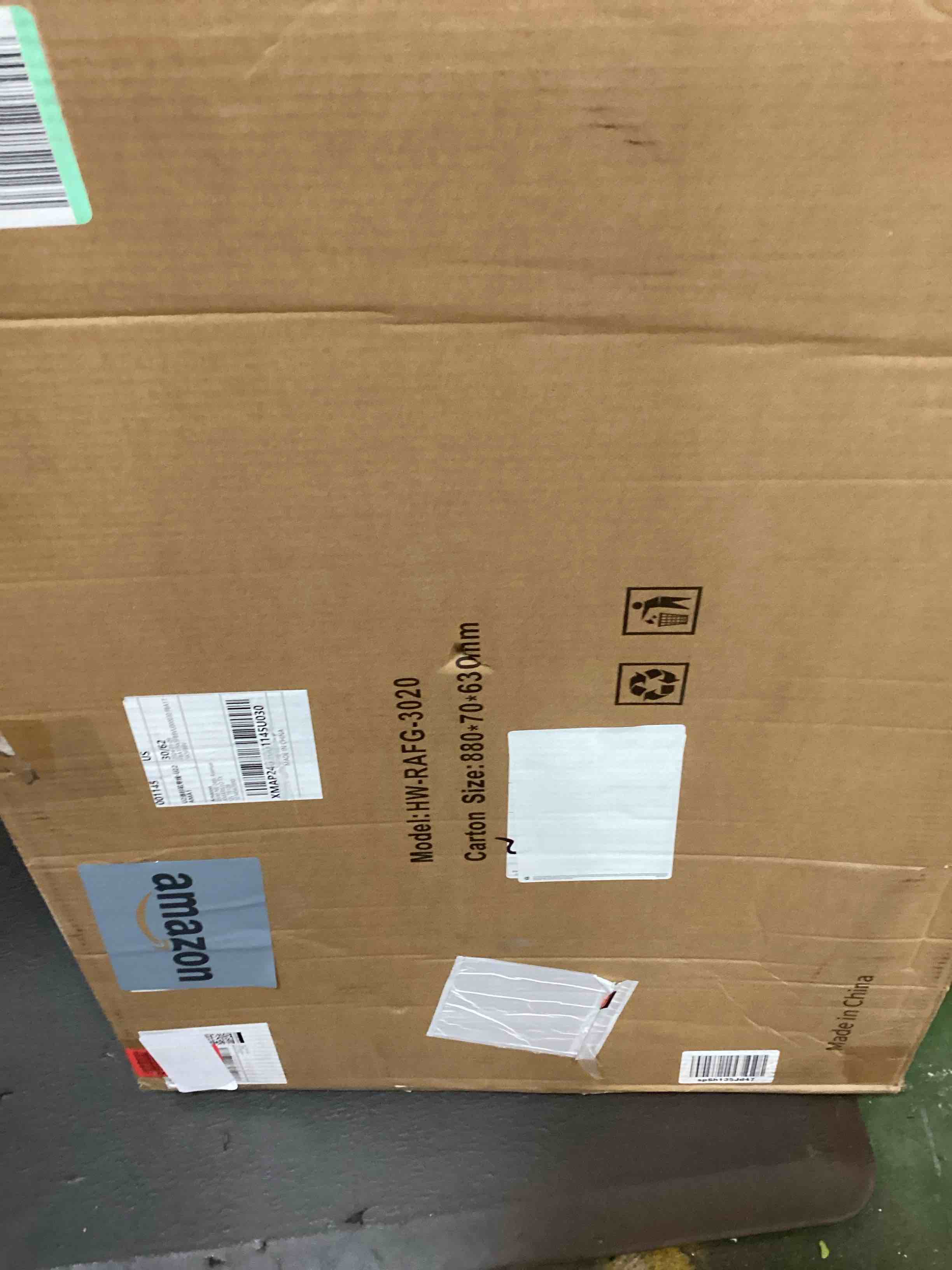 https://s3.amazonaws.com/lotting-images-prod/bidfta/PPE0020423_1727977335322.jpeg