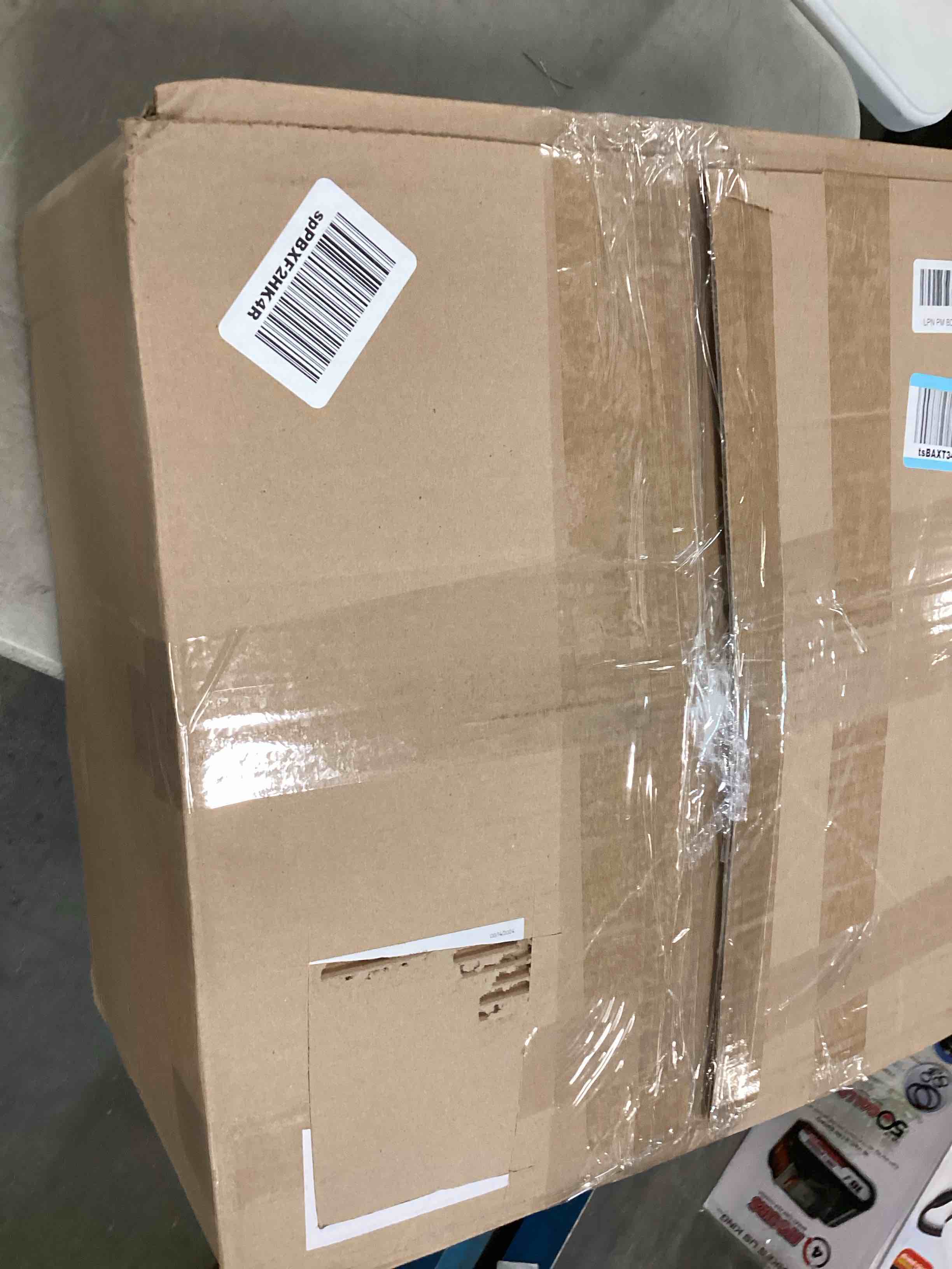 https://s3.amazonaws.com/lotting-images-prod/bidfta/PPE00211117_1725497473486.jpeg