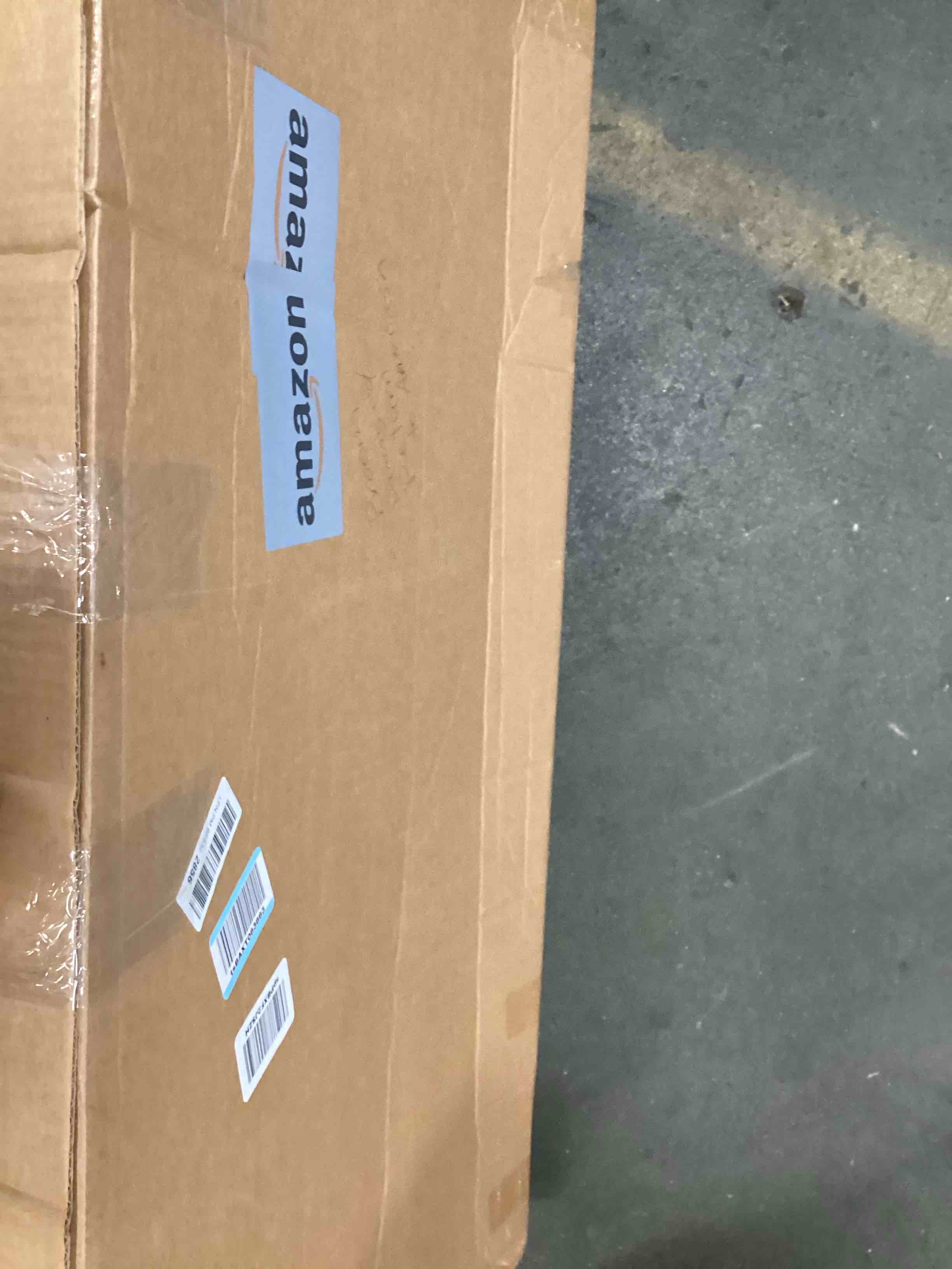 https://s3.amazonaws.com/lotting-images-prod/bidfta/PPE00211138_1725417219114.jpeg