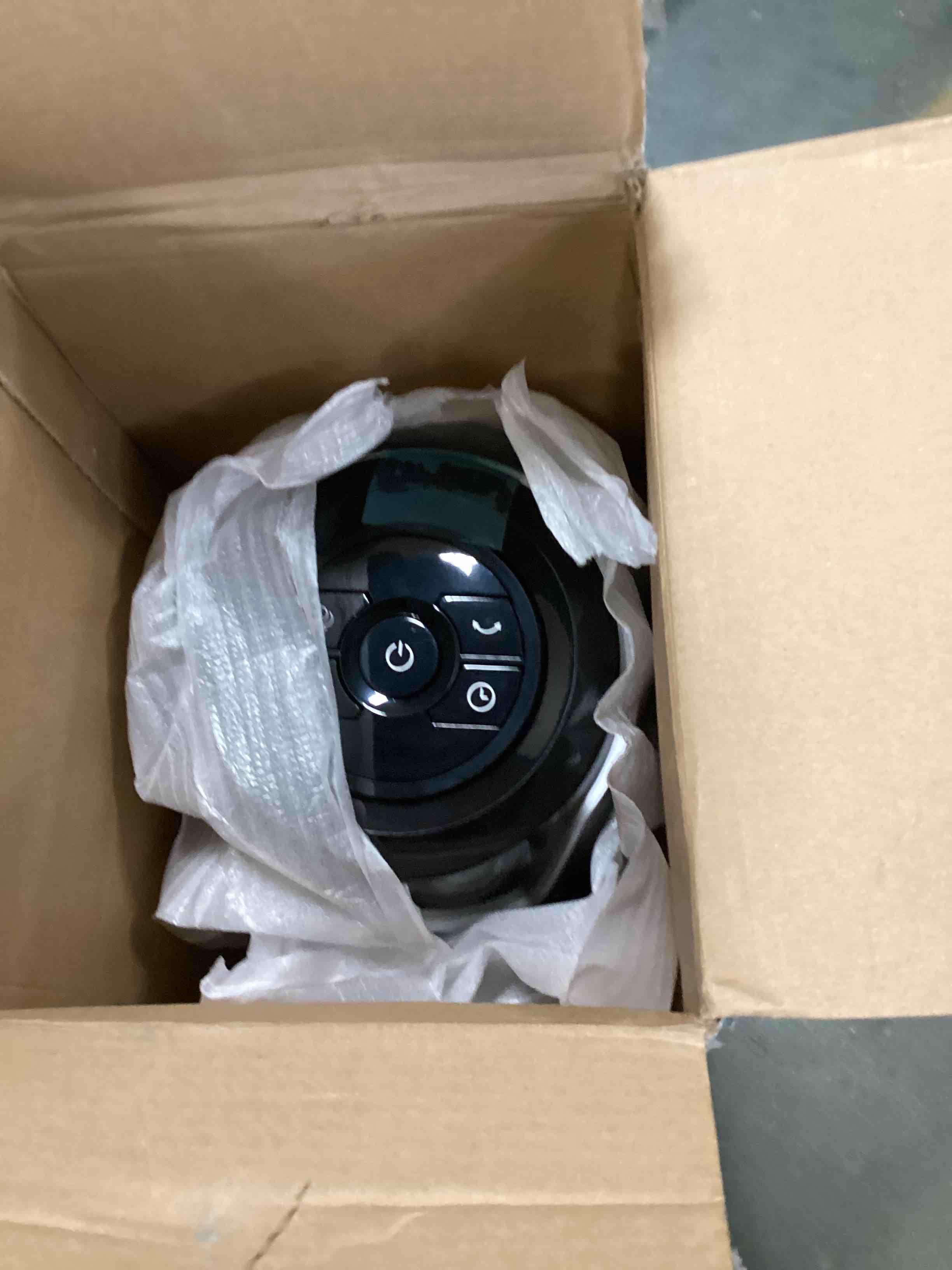 https://s3.amazonaws.com/lotting-images-prod/bidfta/PPE00211764_1724795945574.jpeg